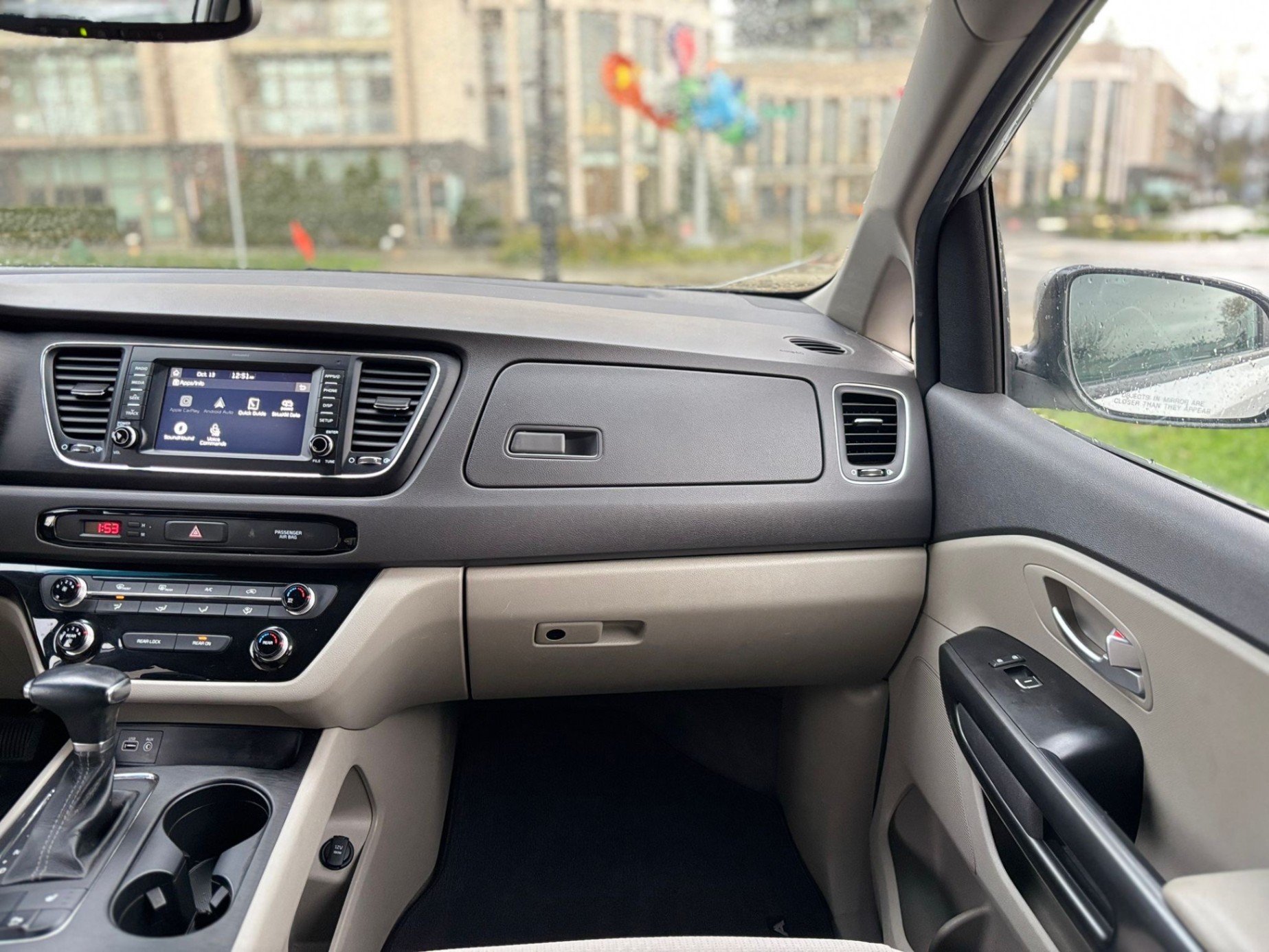 /canwestautoinc/2017-Kia-Sedona-31531240222735035.jpg