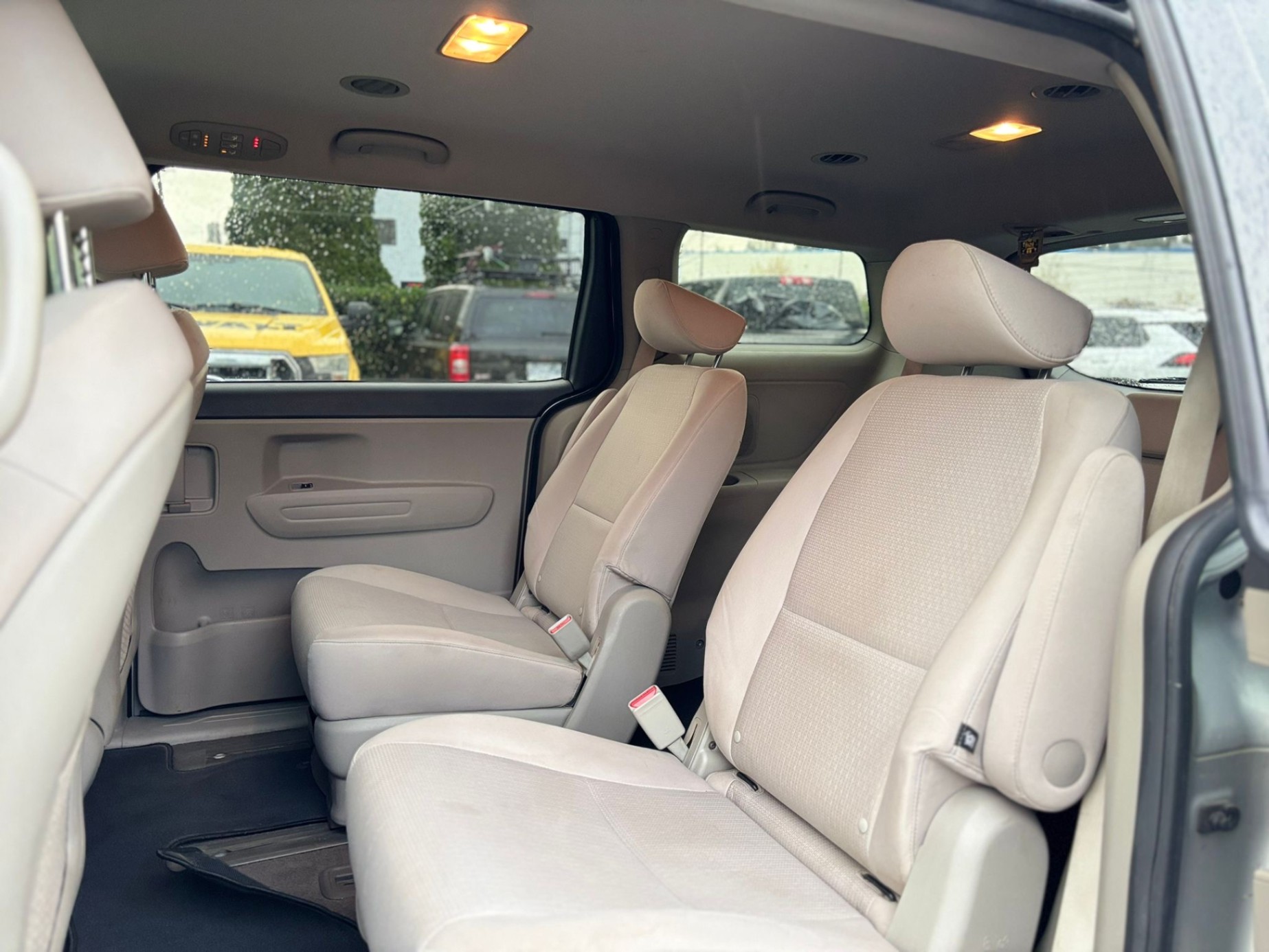 /canwestautoinc/2017-Kia-Sedona-43428921224141837.jpg