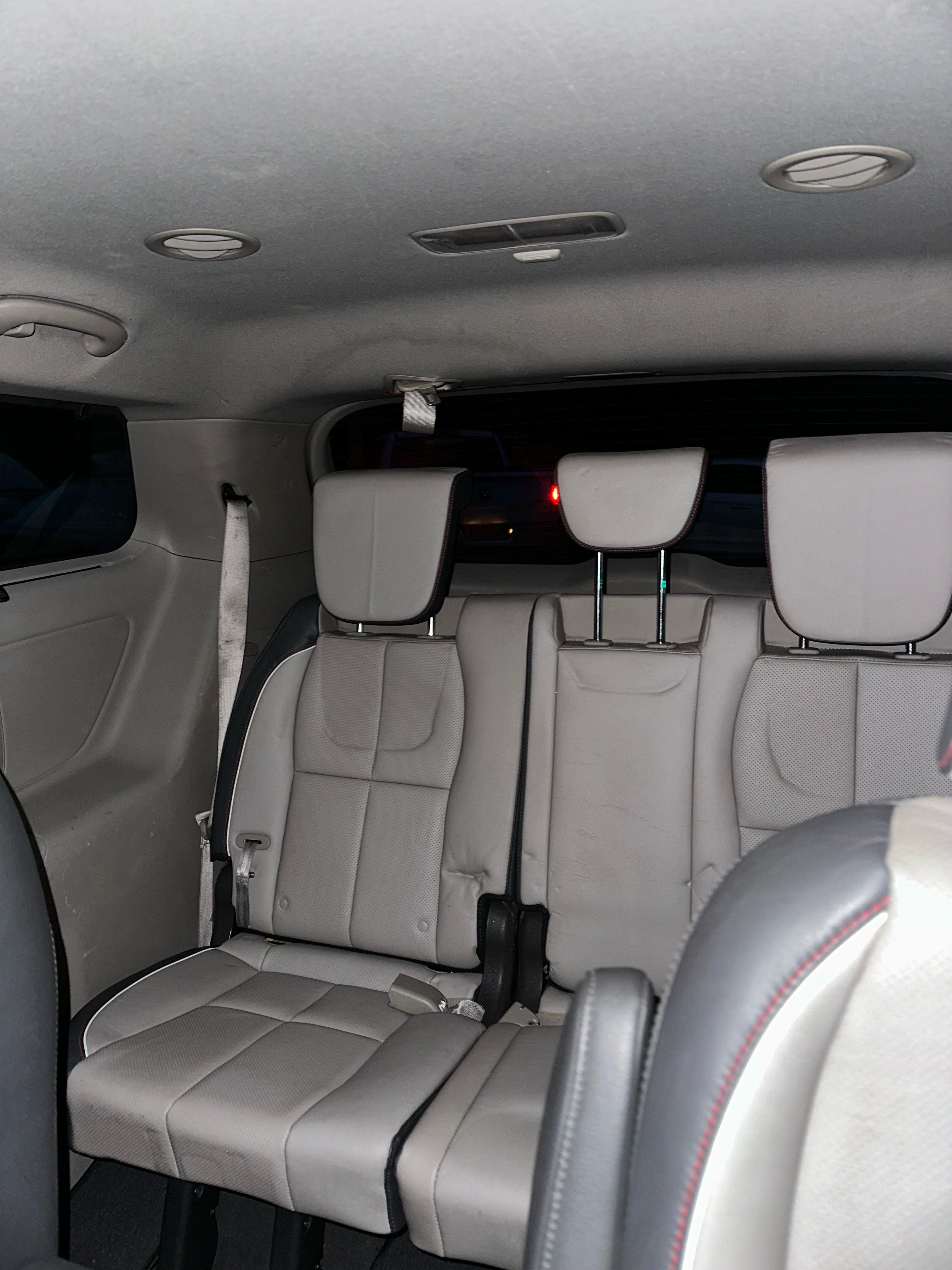 /canwestautoinc/2017-Kia-Sedona-555399764016816.jpg