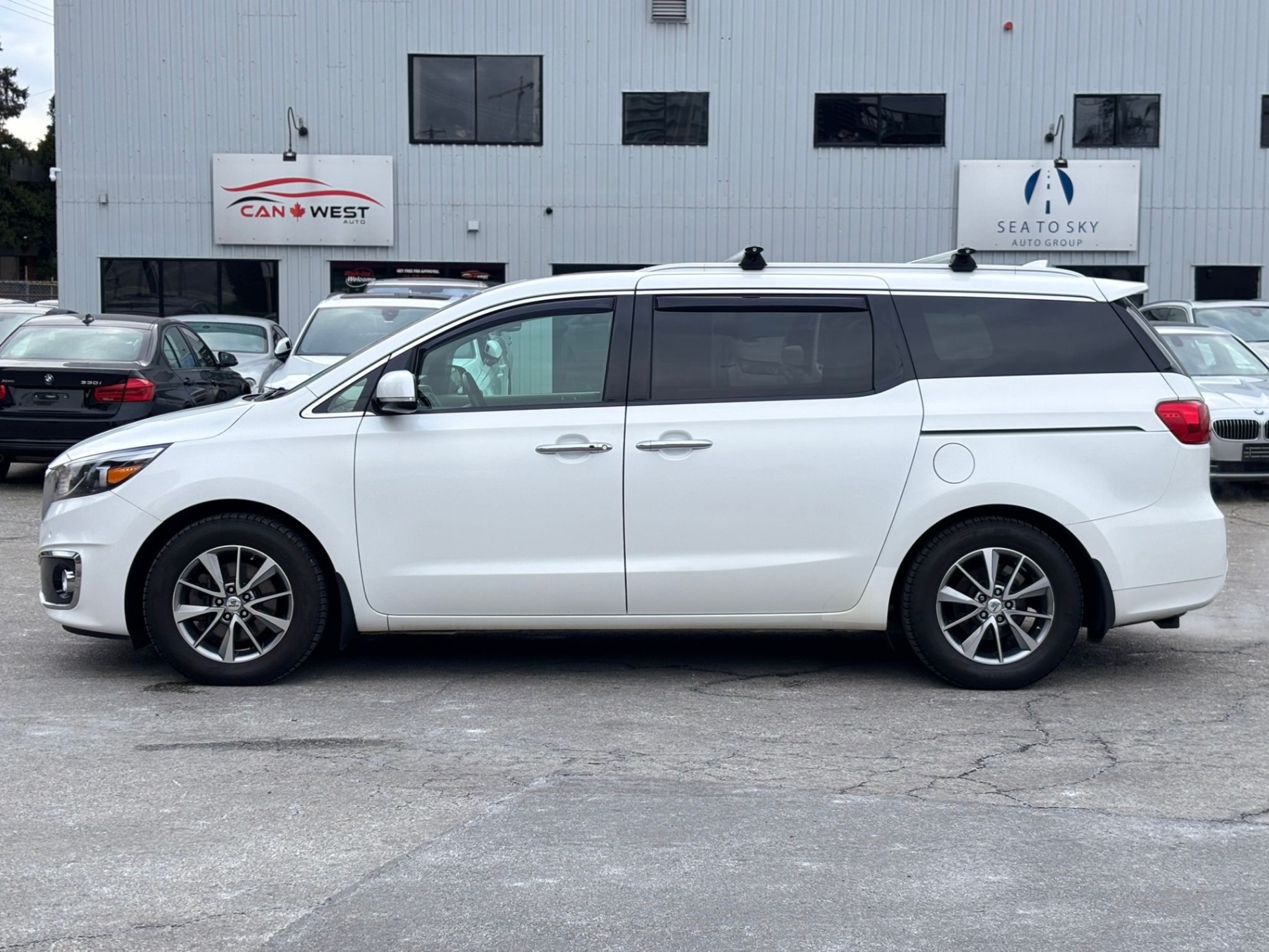 /canwestautoinc/2017-Kia-Sedona-8906502335165327.jpg