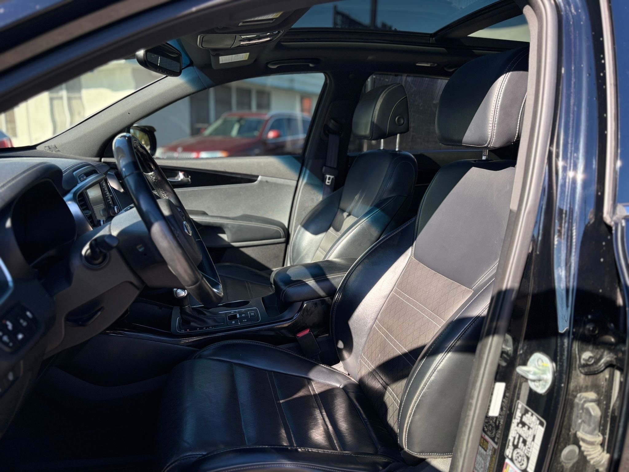 /canwestautoinc/2017-Kia-Sorento-13546441936454068.jpg