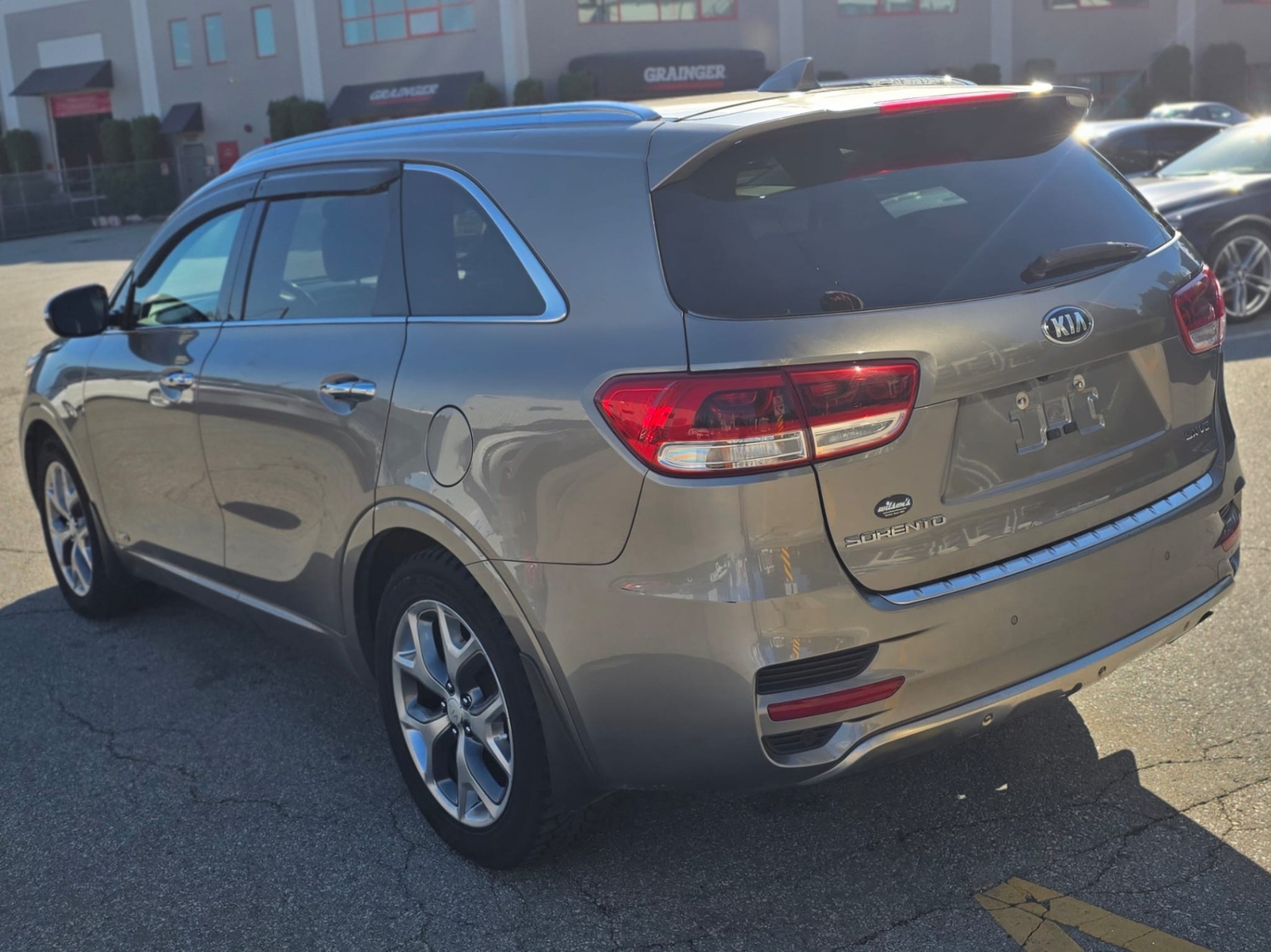 /canwestautoinc/2017-Kia-Sorento-5028375509588869.jpg