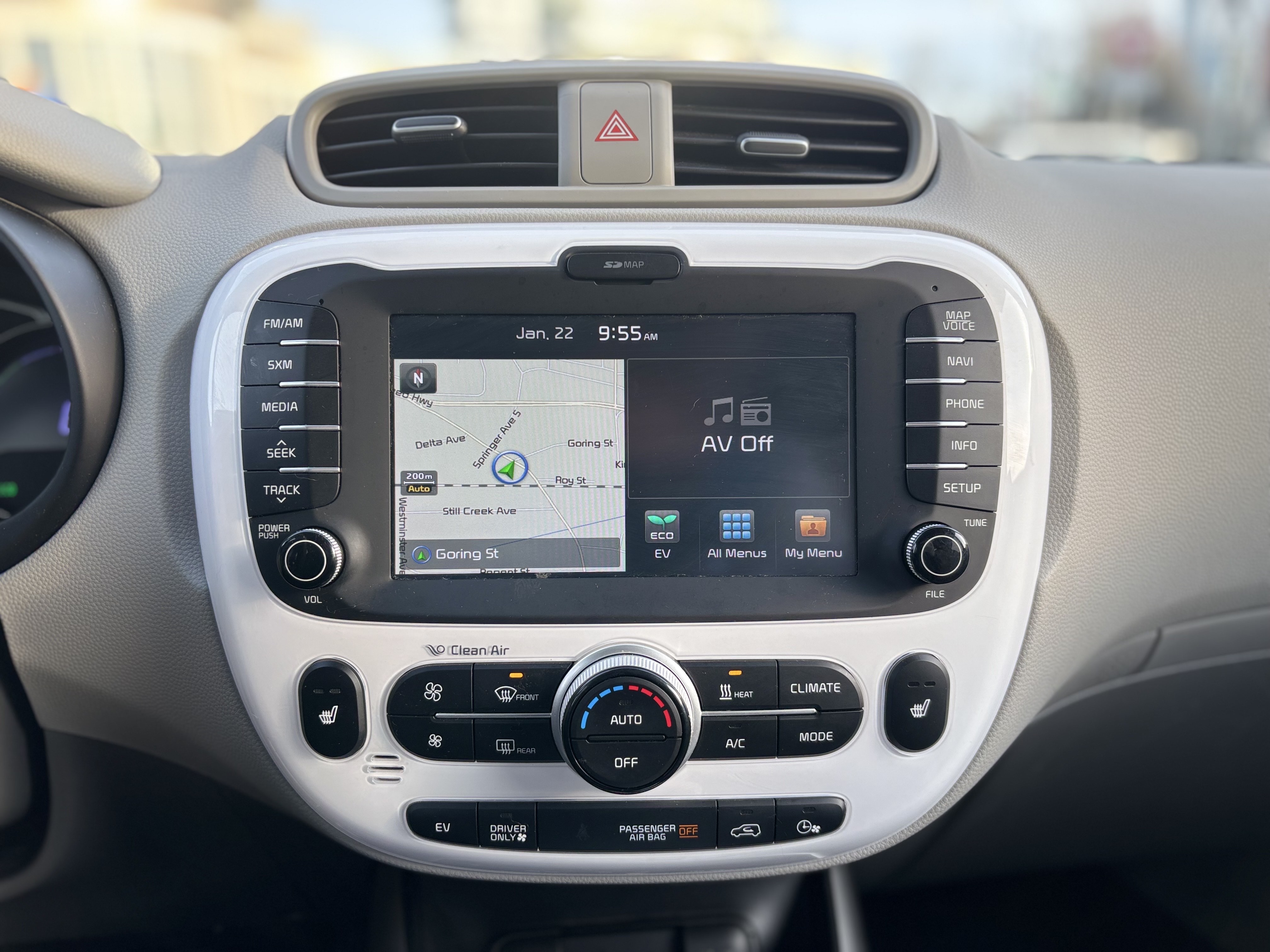 /canwestautoinc/2017-Kia-SoulEV-2568866029142516.jpg