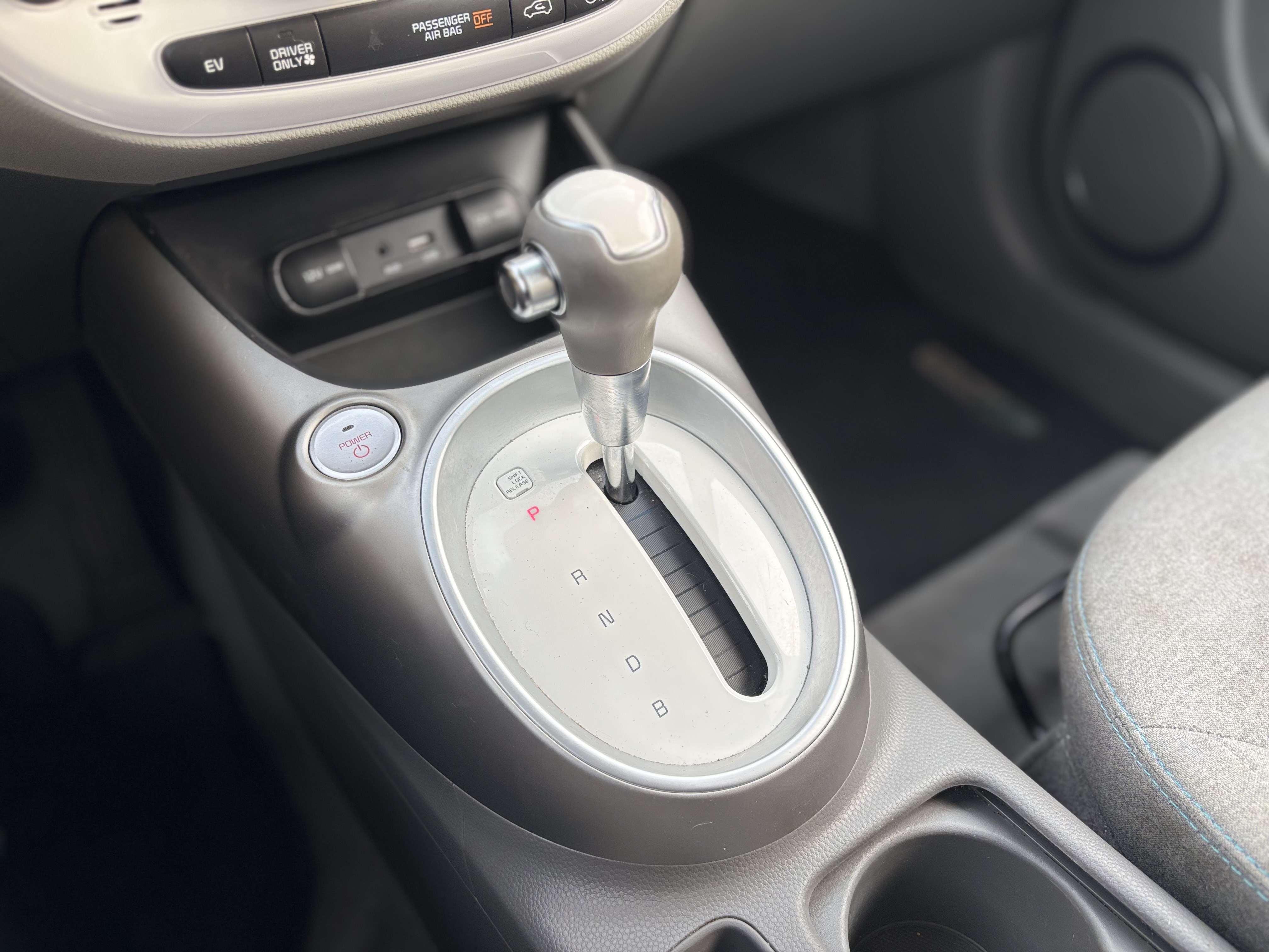 /canwestautoinc/2017-Kia-SoulEV-29325706913446115.jpg