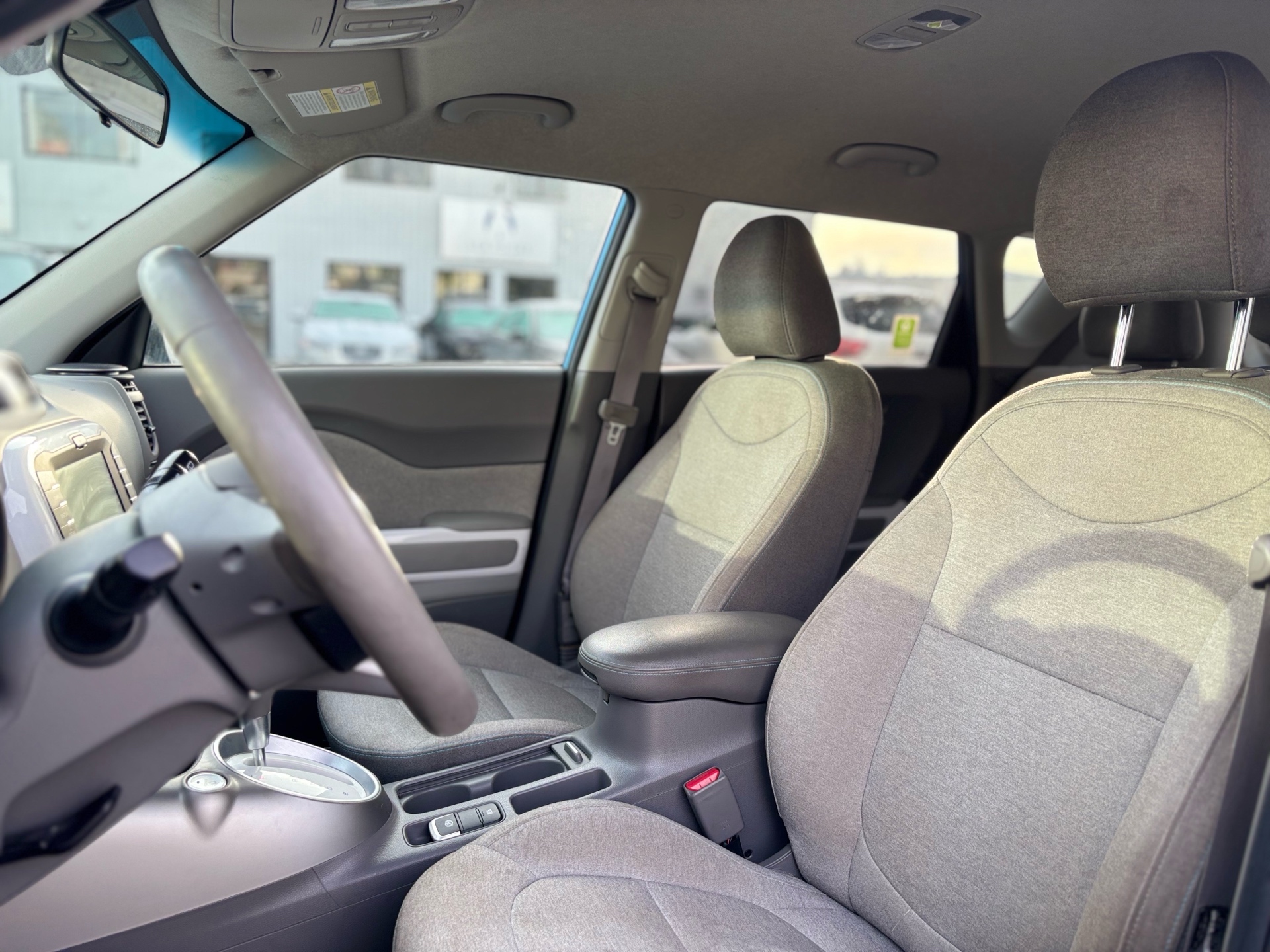 /canwestautoinc/2017-Kia-SoulEV-6035223197362822.jpg