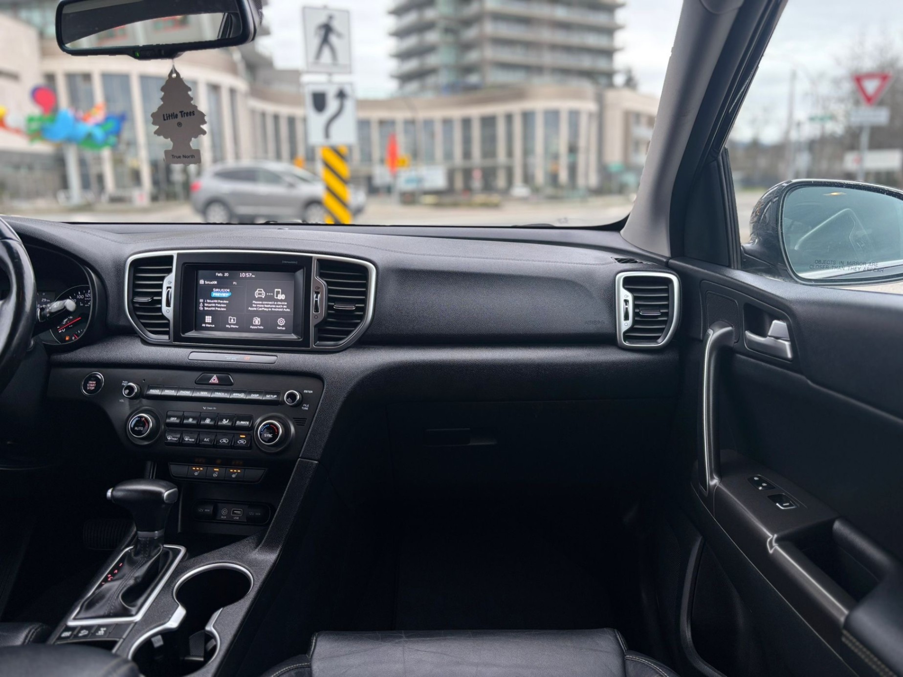 /canwestautoinc/2017-Kia-Sportage-019614716925878684.jpg