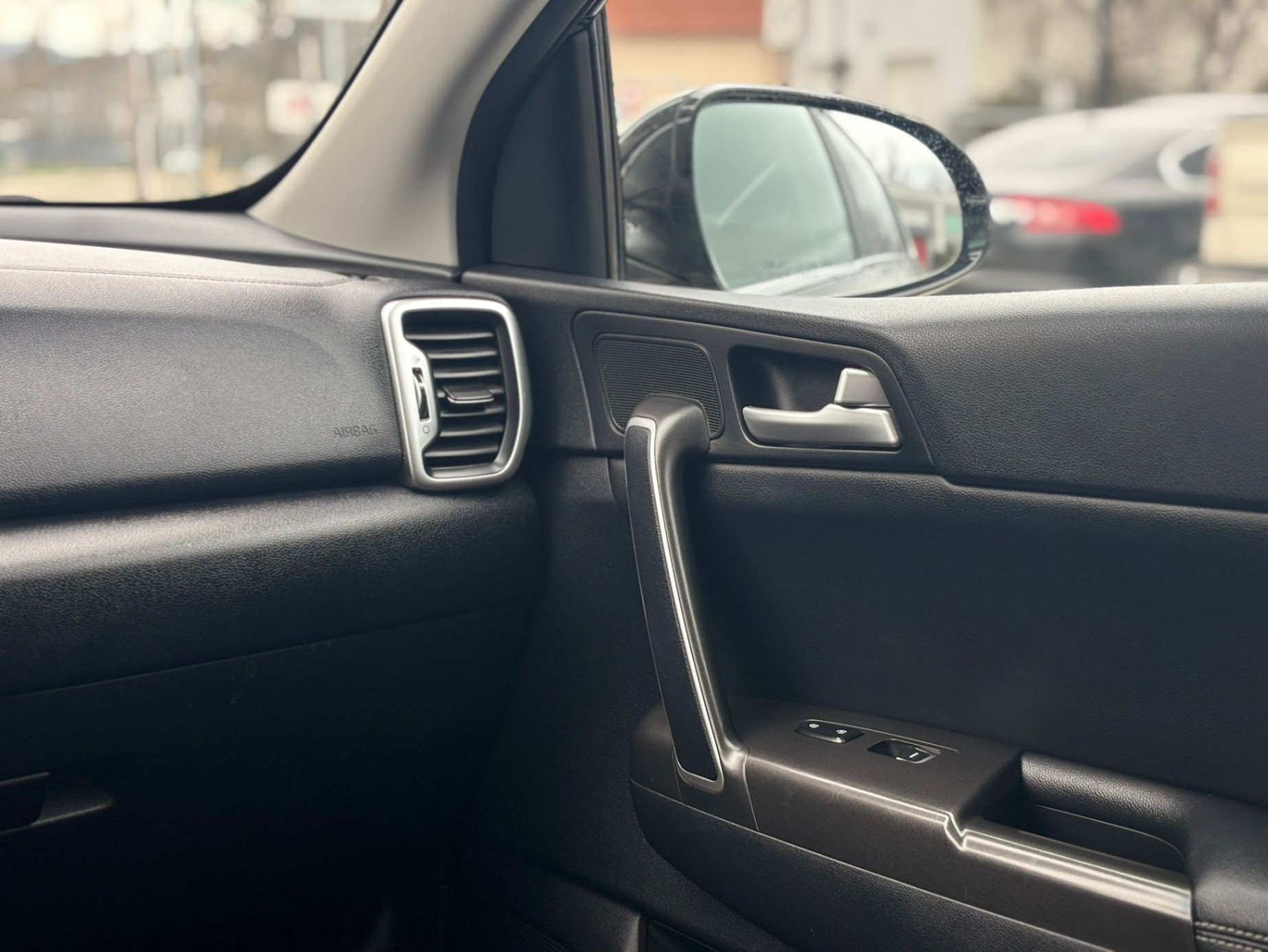 /canwestautoinc/2017-Kia-Sportage-09701151564337573.jpg