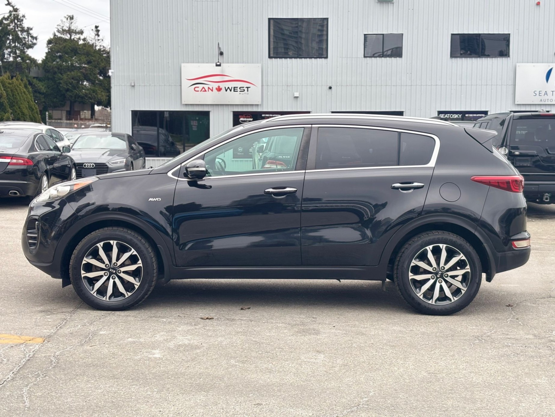 /canwestautoinc/2017-Kia-Sportage-15776589754791215.jpg