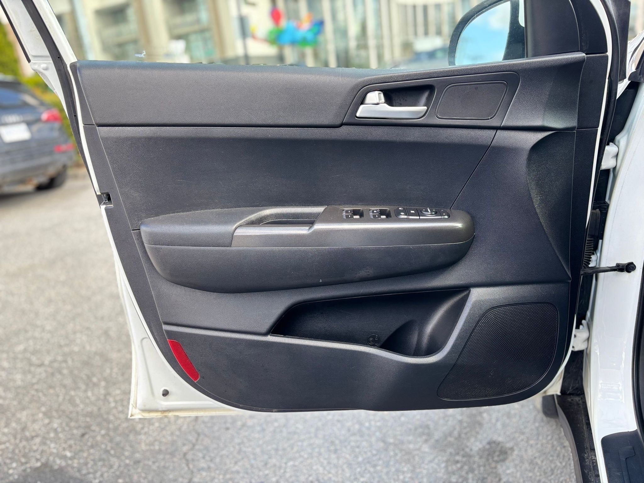 /canwestautoinc/2017-Kia-Sportage-23427417313065746.jpg