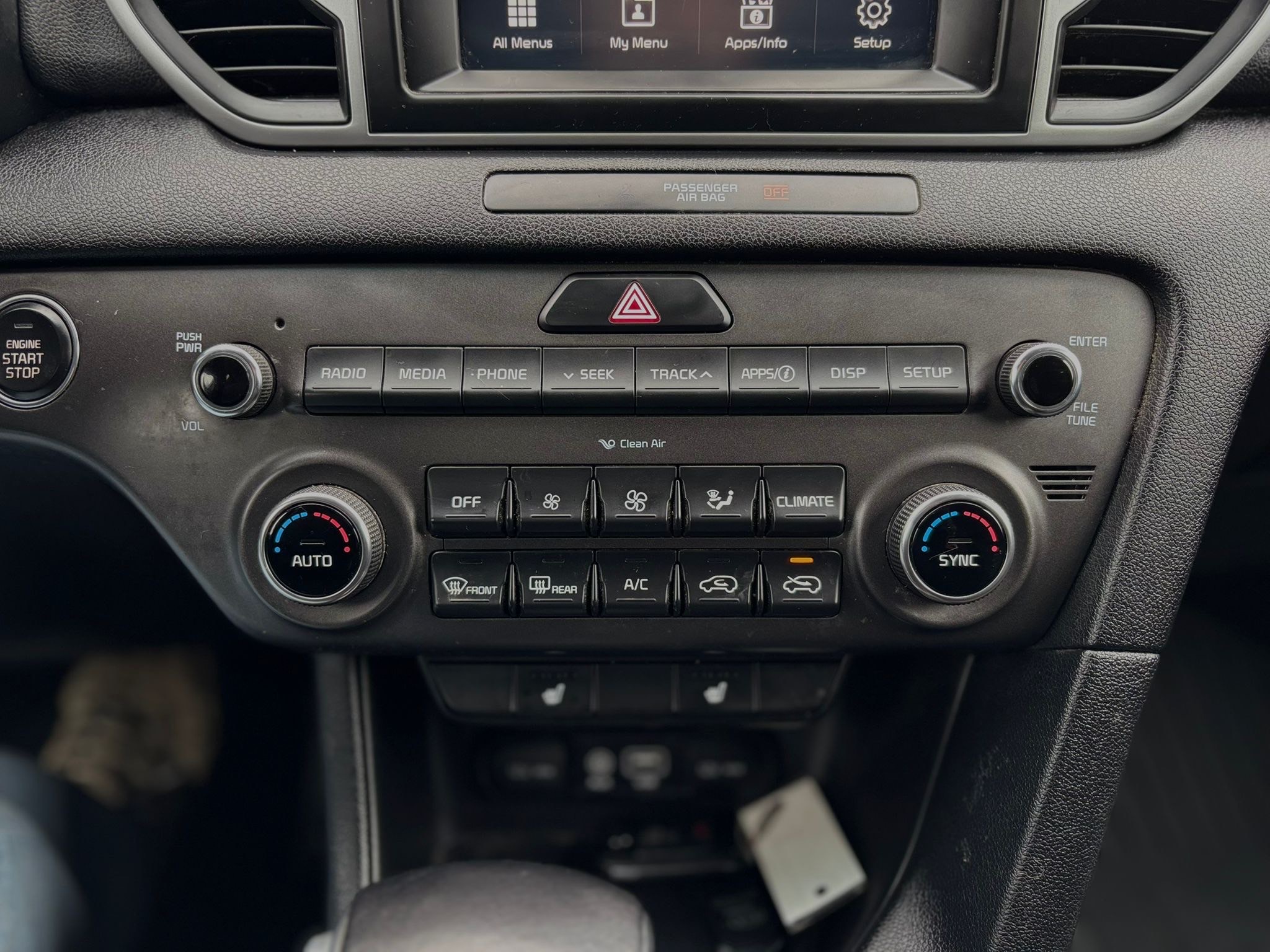 /canwestautoinc/2017-Kia-Sportage-23505041970667073.jpg