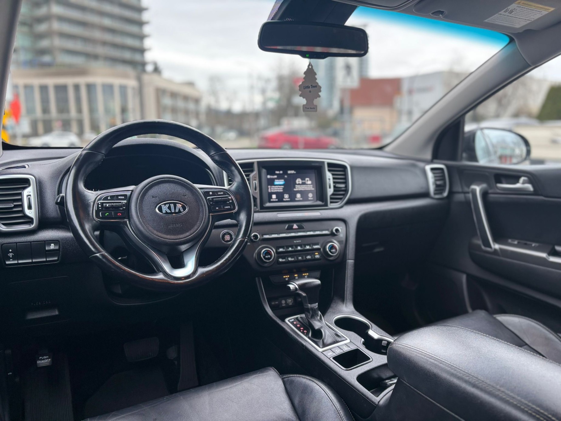 /canwestautoinc/2017-Kia-Sportage-2661235211610411.jpg