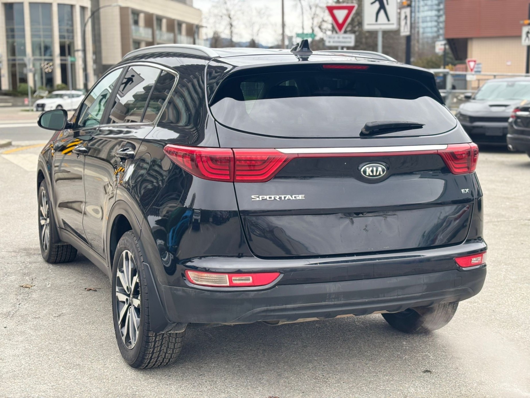 /canwestautoinc/2017-Kia-Sportage-3451367273635708.jpg