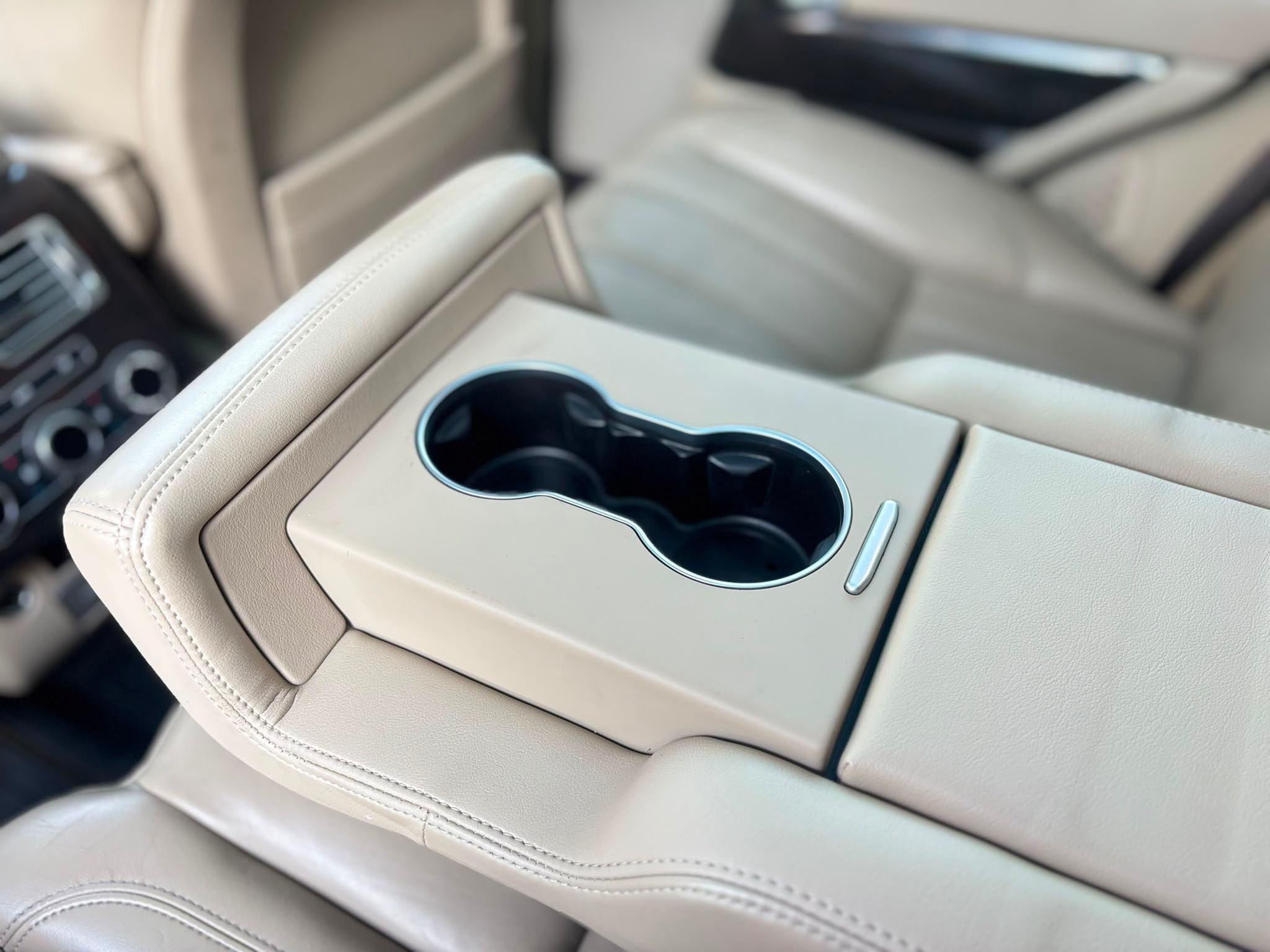 /canwestautoinc/2017-LandRover-RangeRover-00878248605110632.jpg