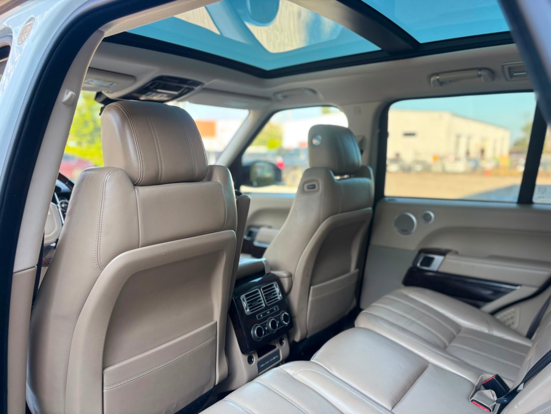 /canwestautoinc/2017-LandRover-RangeRover-5145936566205562.jpg