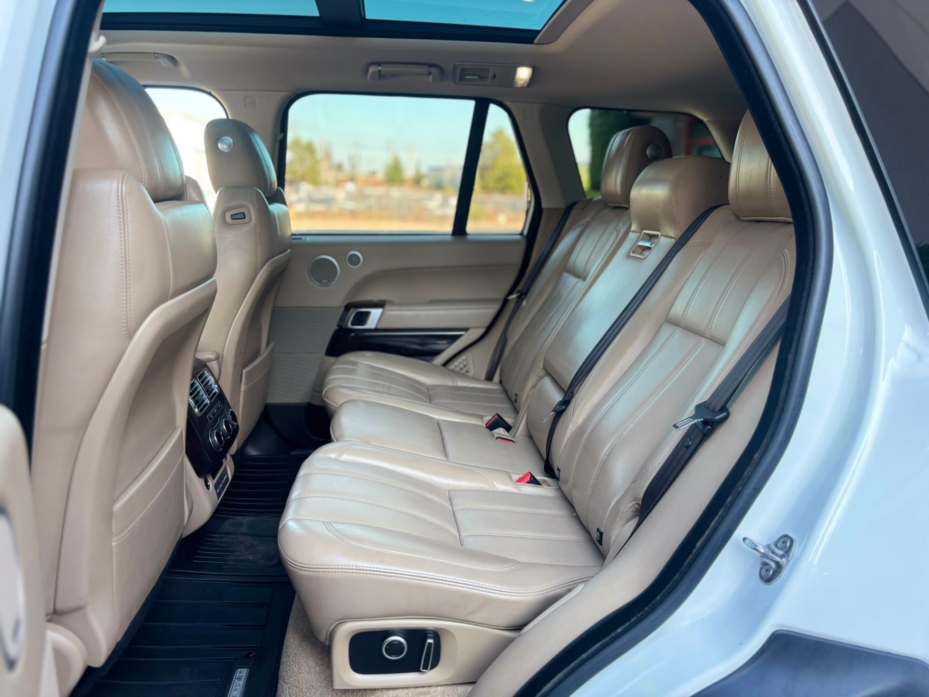 /canwestautoinc/2017-LandRover-RangeRover-6203164344419936.jpg