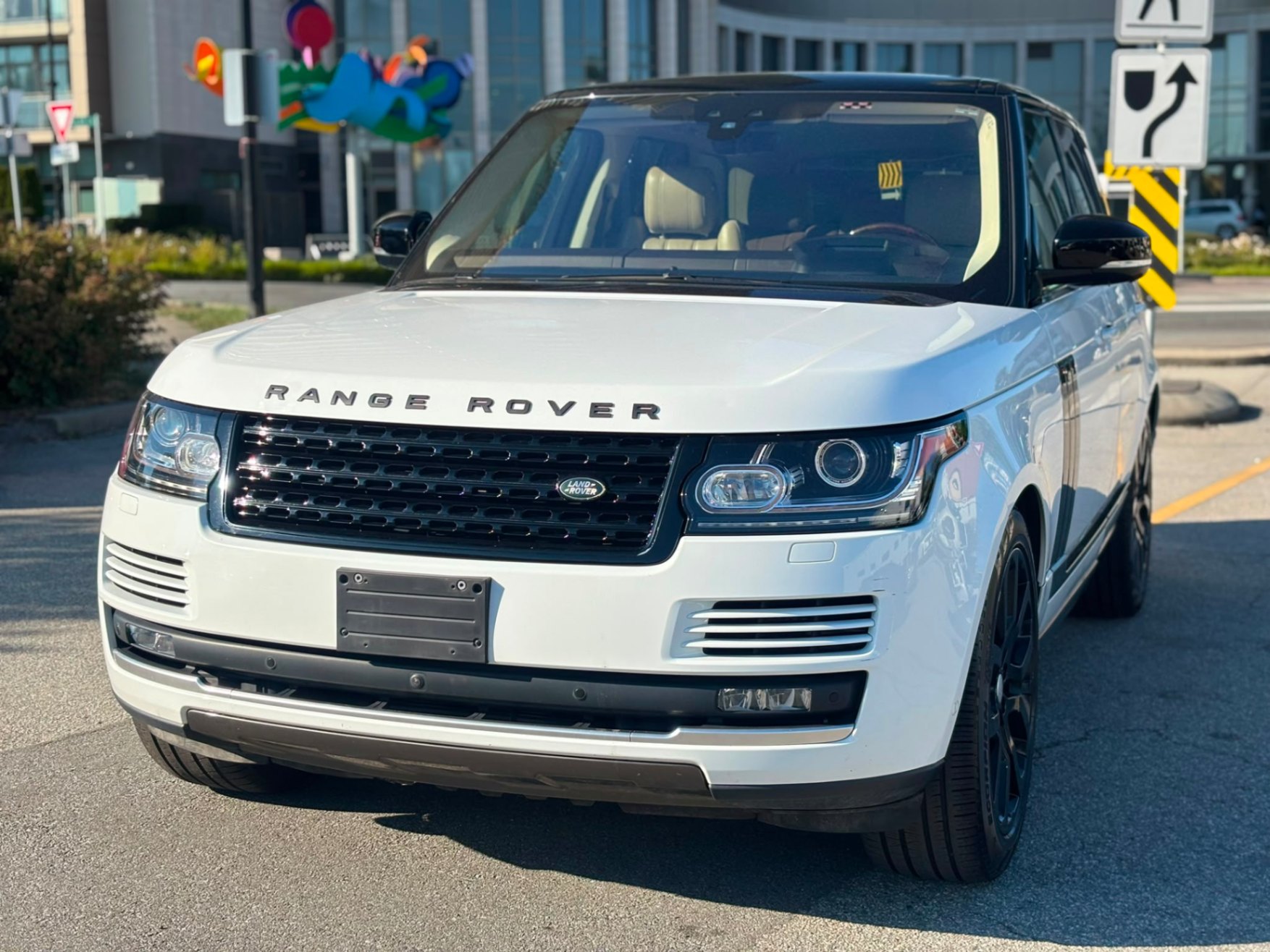 /canwestautoinc/2017-LandRover-RangeRover-6995413998727107.jpg