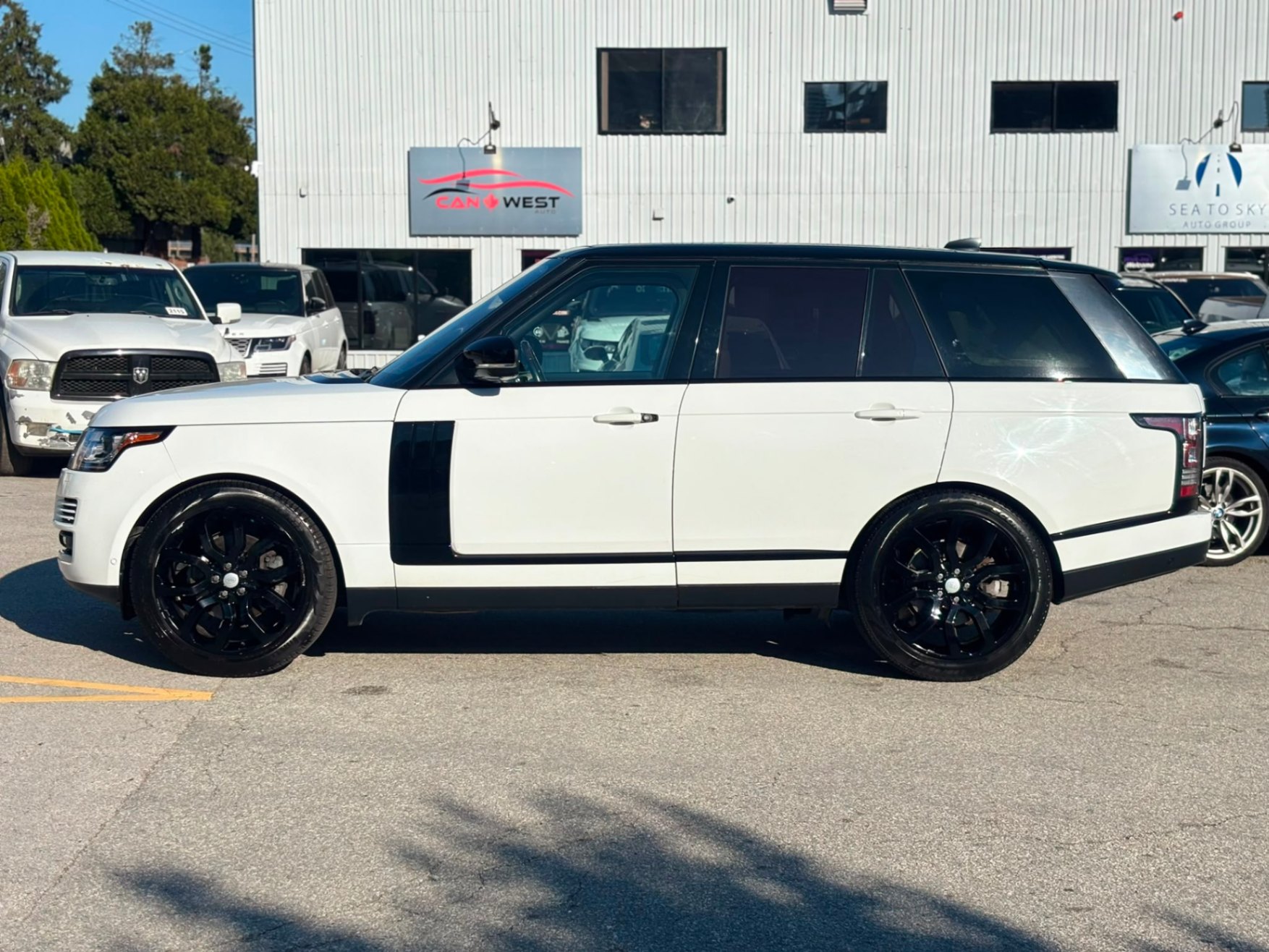 /canwestautoinc/2017-LandRover-RangeRover-9182039878126078.jpg