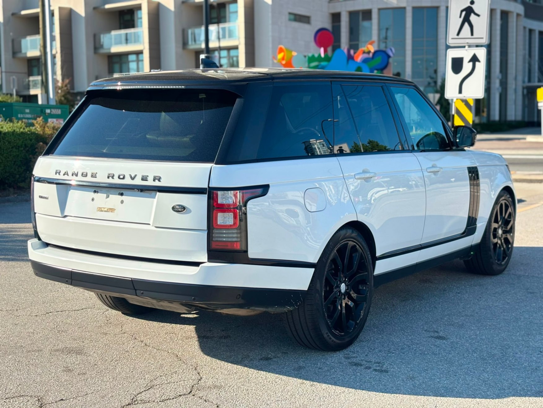 /canwestautoinc/2017-LandRover-RangeRover-974348228714145.jpg