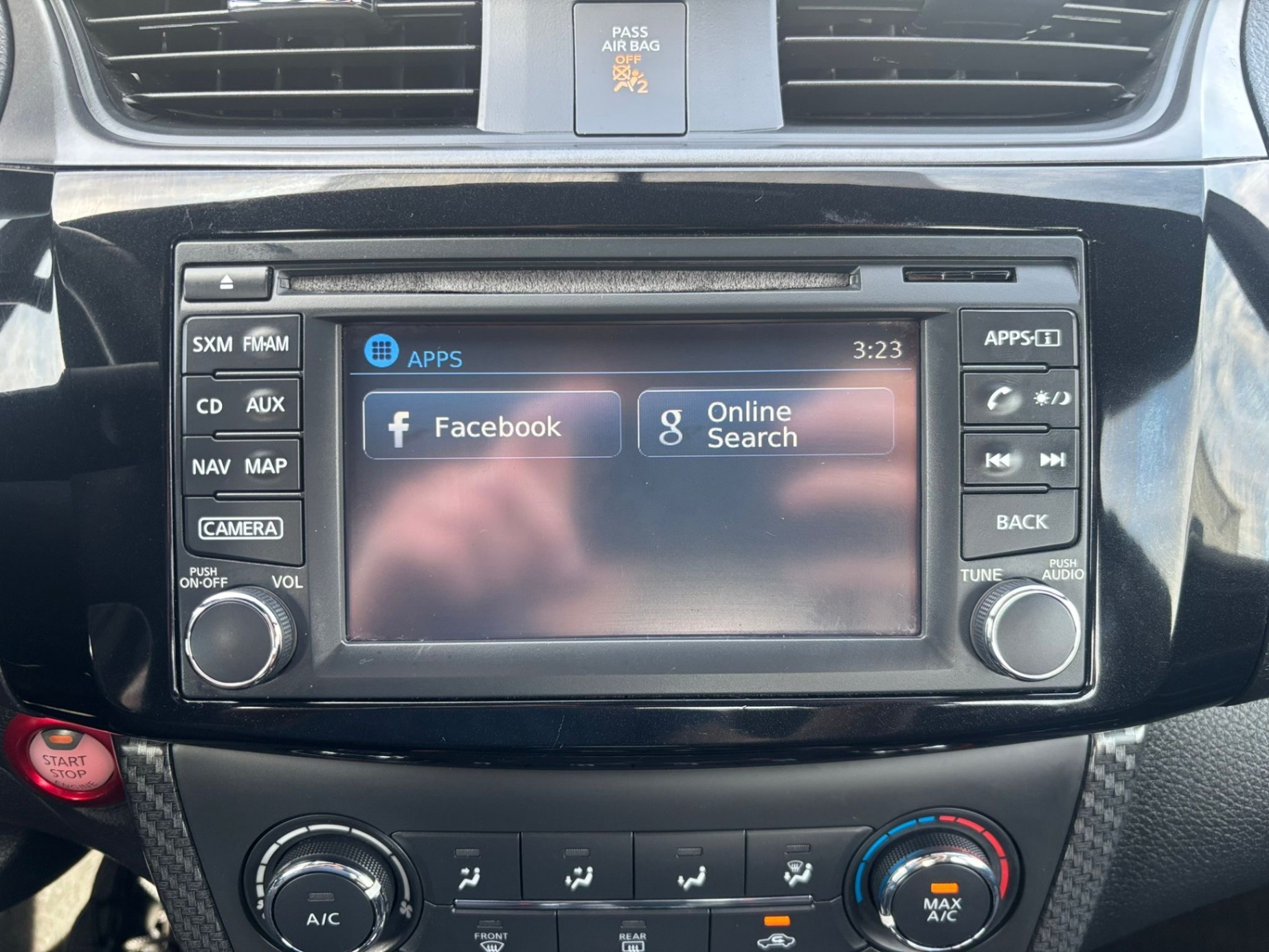 /canwestautoinc/2017-Nissan-Sentra-194195170933682.jpg