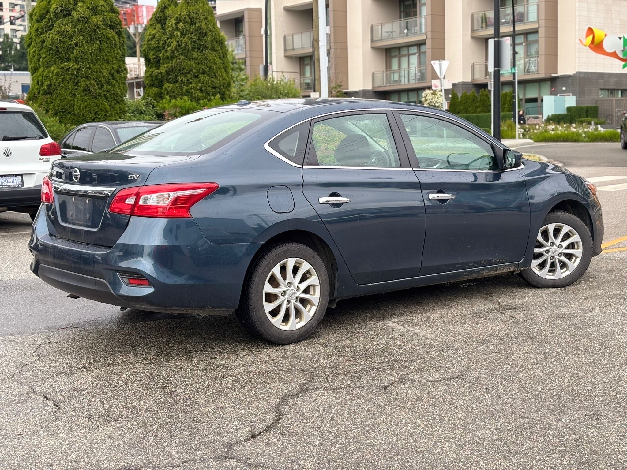 /canwestautoinc/2017-Nissan-Sentra-90443676858231.jpg