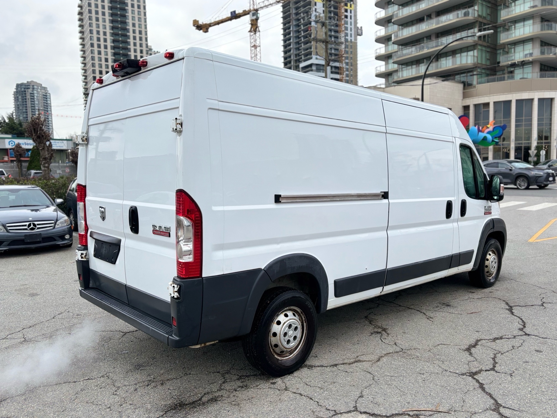 /canwestautoinc/2017-Ram-ProMasterCargo-7196158296220345.jpg