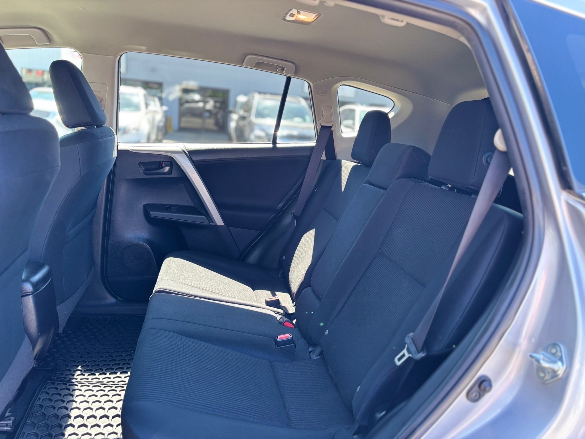 /canwestautoinc/2017-Toyota-RAV4-2572068905442384.jpg