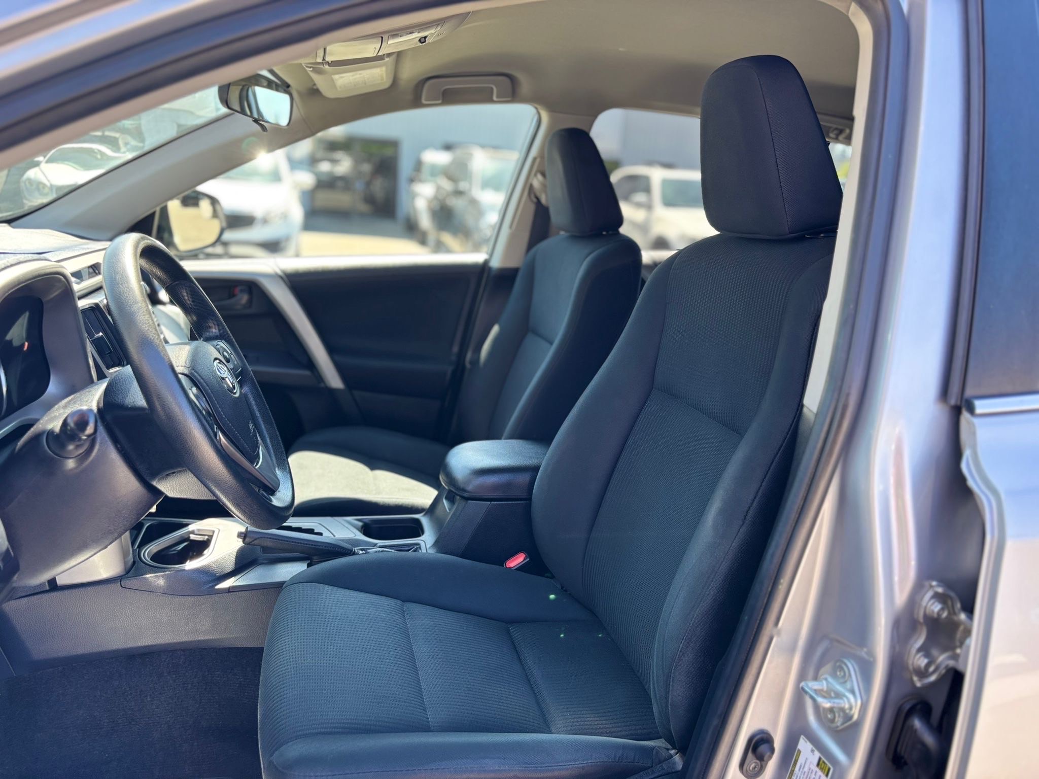 /canwestautoinc/2017-Toyota-RAV4-3712587045235143.jpg