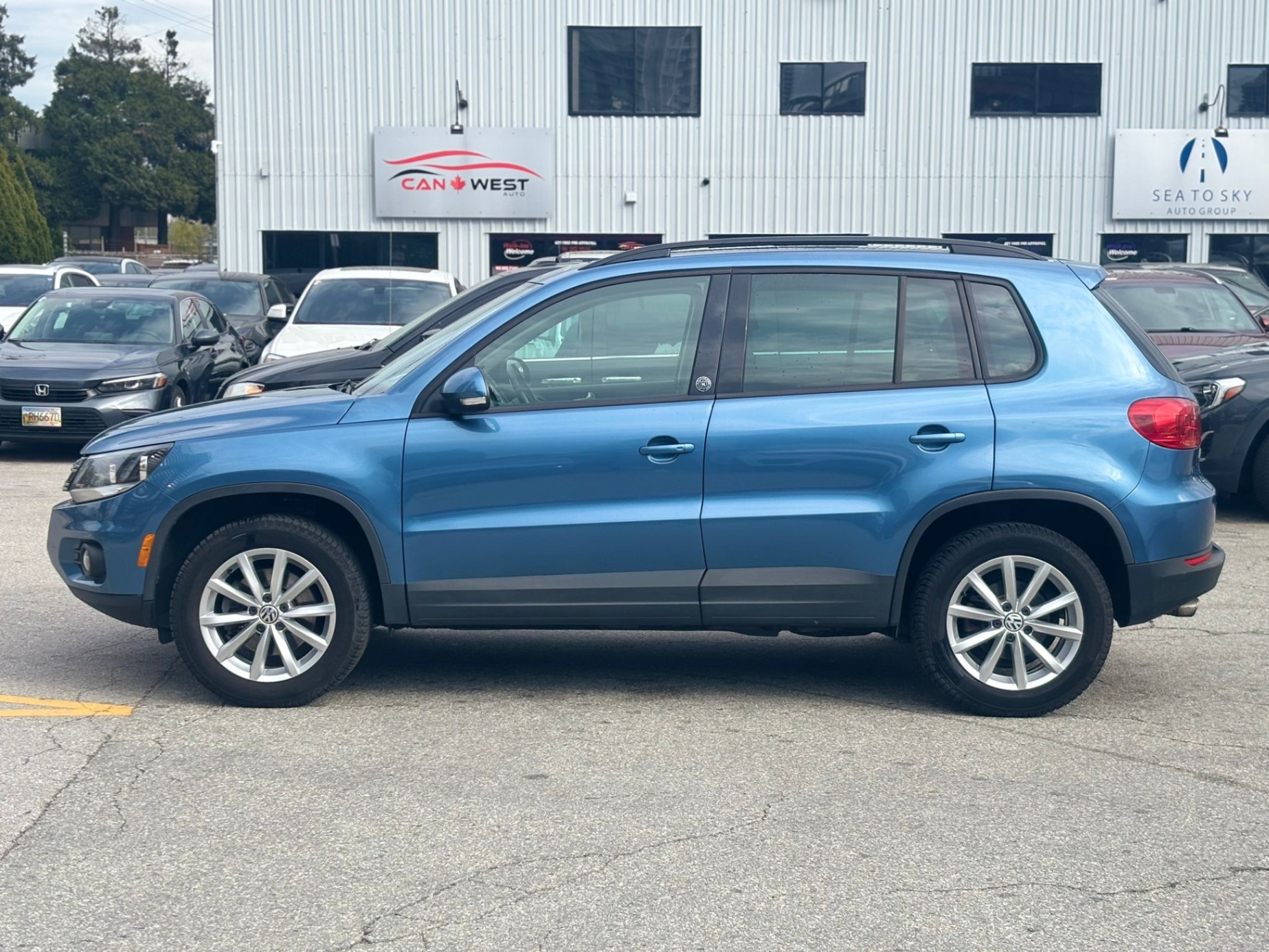 /canwestautoinc/2017-Volkswagen-Tiguan-49809919823789395.jpg