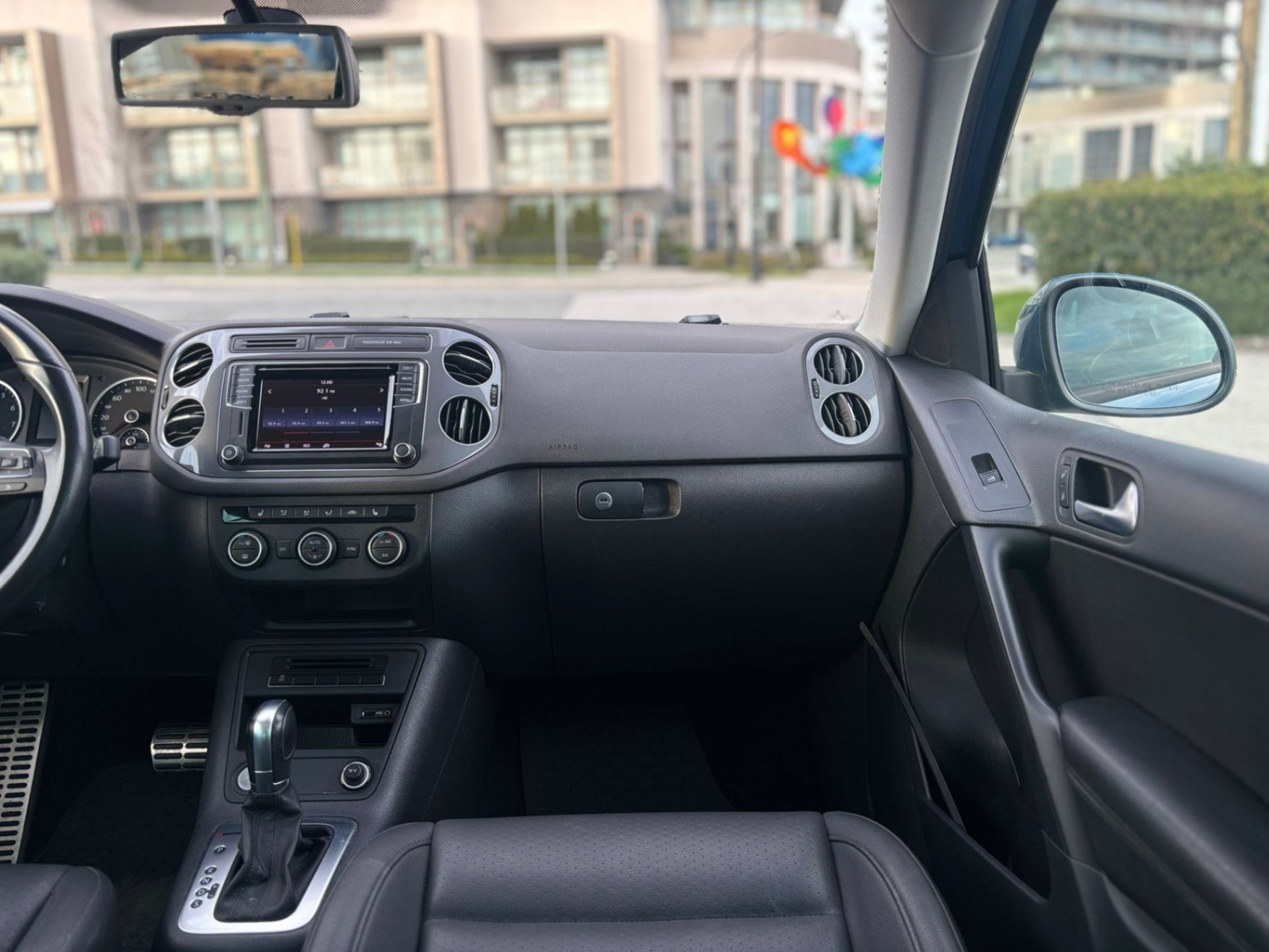 /canwestautoinc/2017-Volkswagen-Tiguan-6940083511566957.jpg