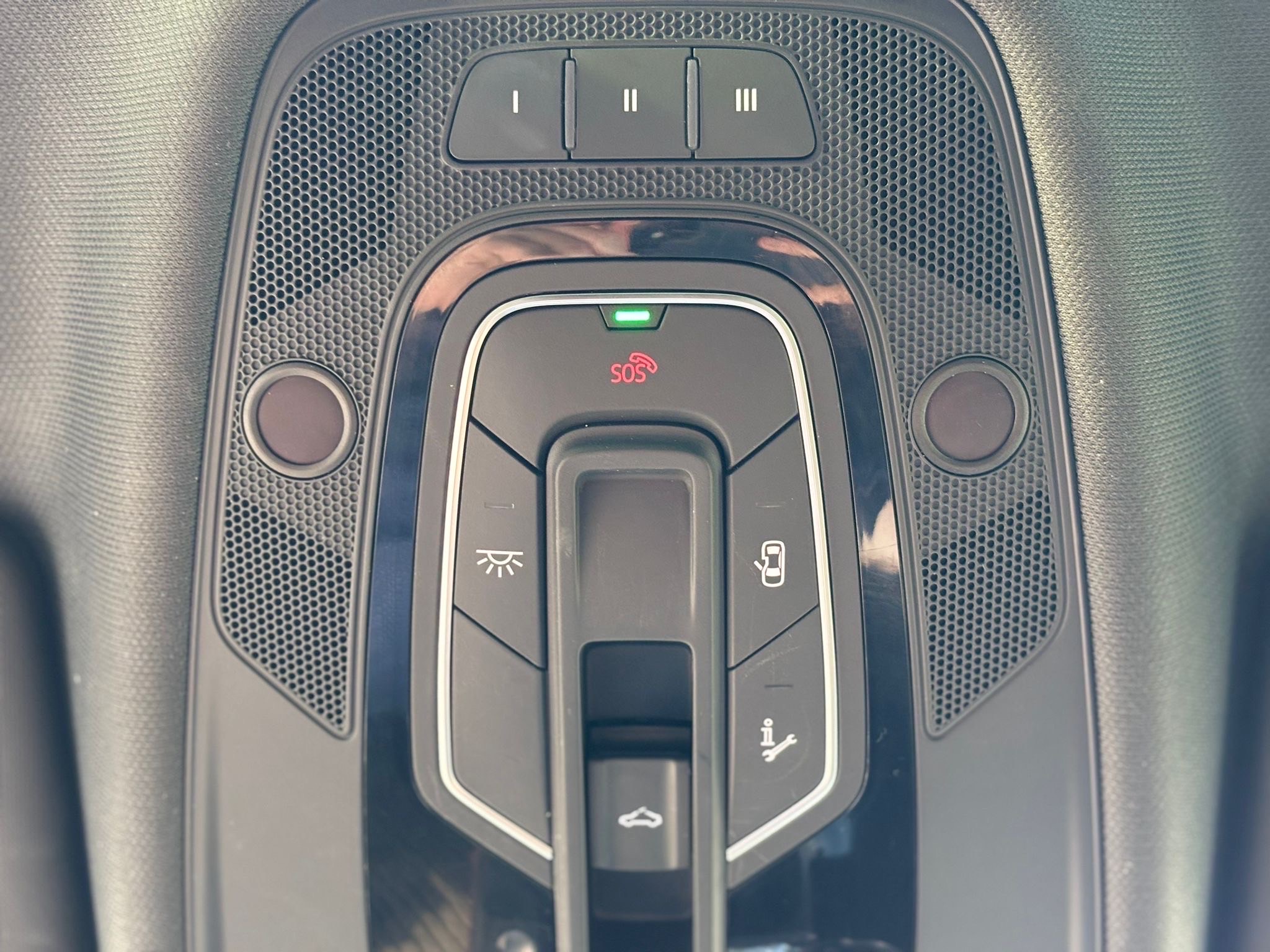 /canwestautoinc/2018-Audi-A4-311843531789197.jpg