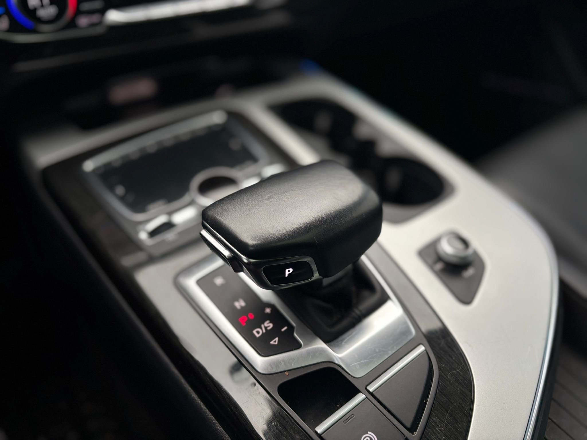 /canwestautoinc/2018-Audi-Q7-014903131595636943.jpg
