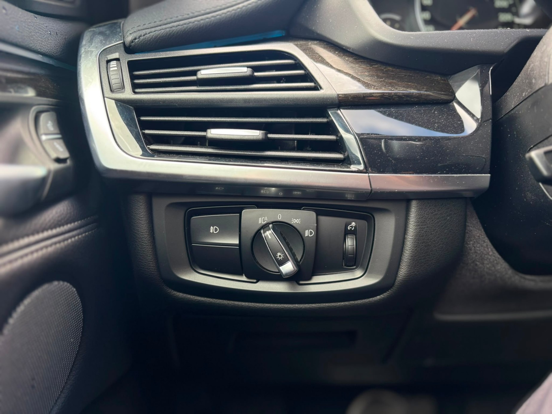 /canwestautoinc/2018-BMW-X6-033785053488136985.jpg