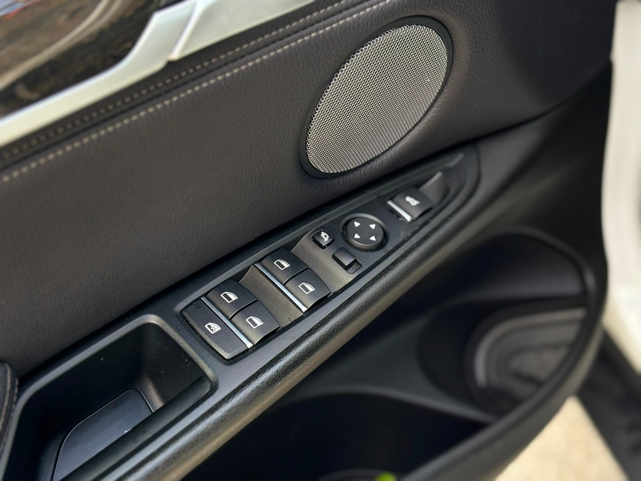 /canwestautoinc/2018-BMW-X6-2496835455566706.jpg