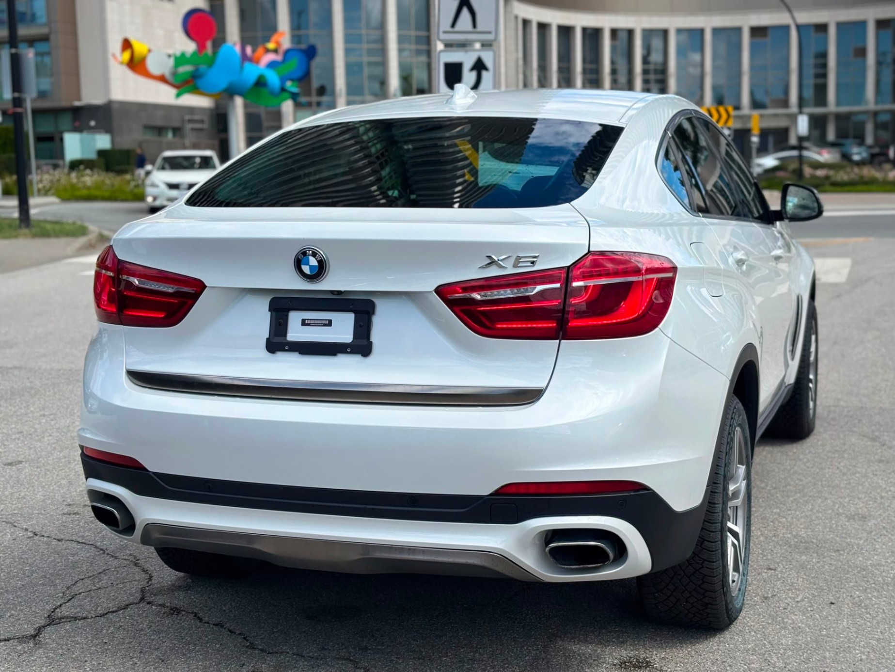 /canwestautoinc/2018-BMW-X6-5801462286538095.jpg