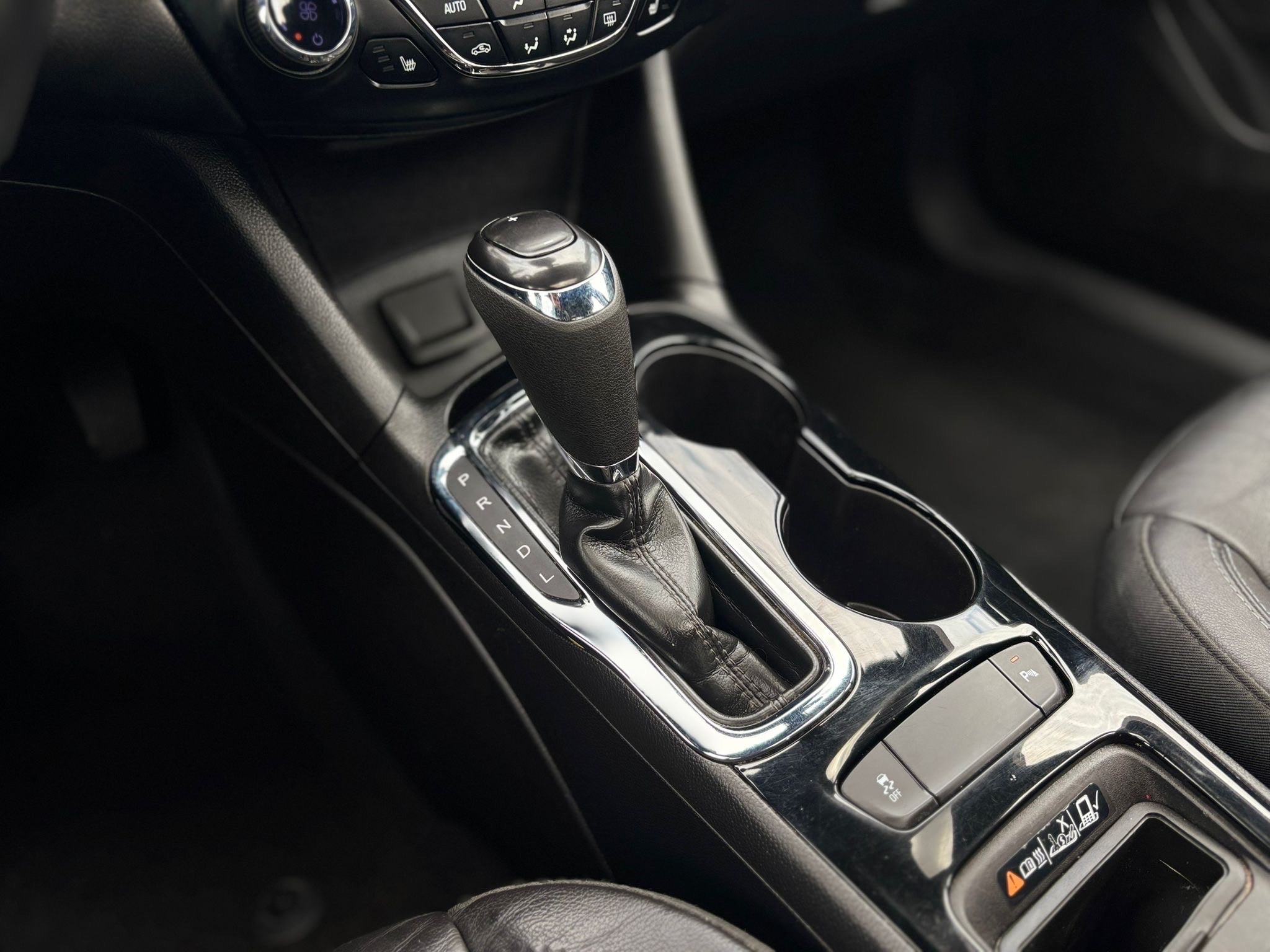 /canwestautoinc/2018-Chevrolet-Cruze-09525927880794582.jpg