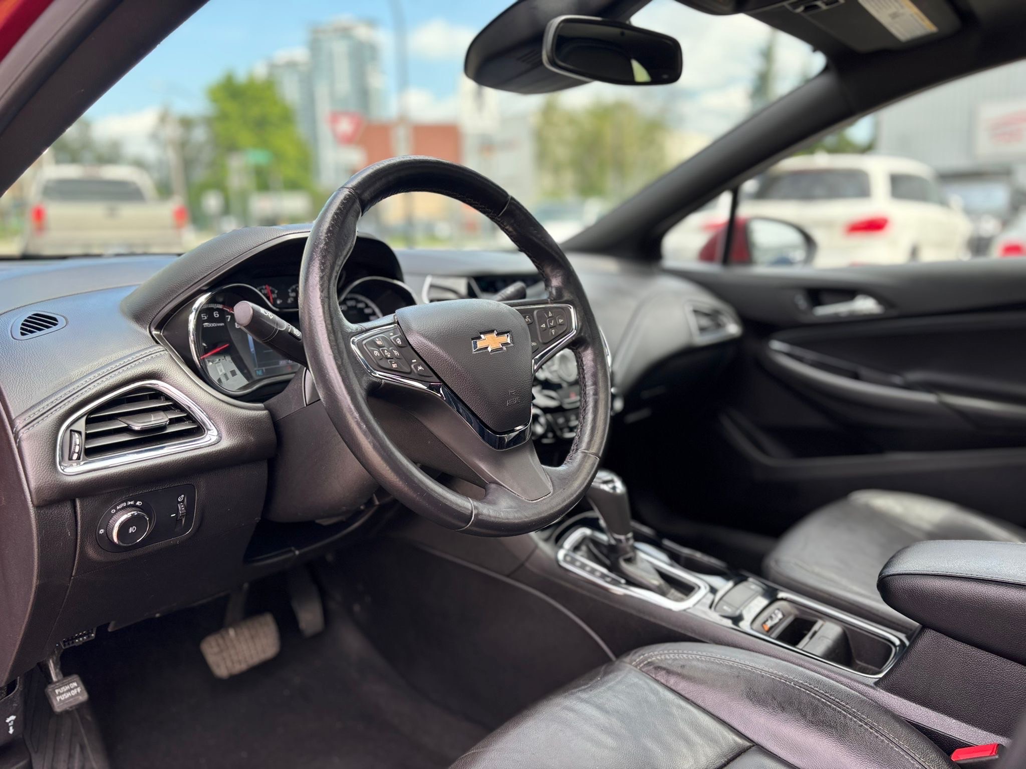 /canwestautoinc/2018-Chevrolet-Cruze-2880717230584291.jpg