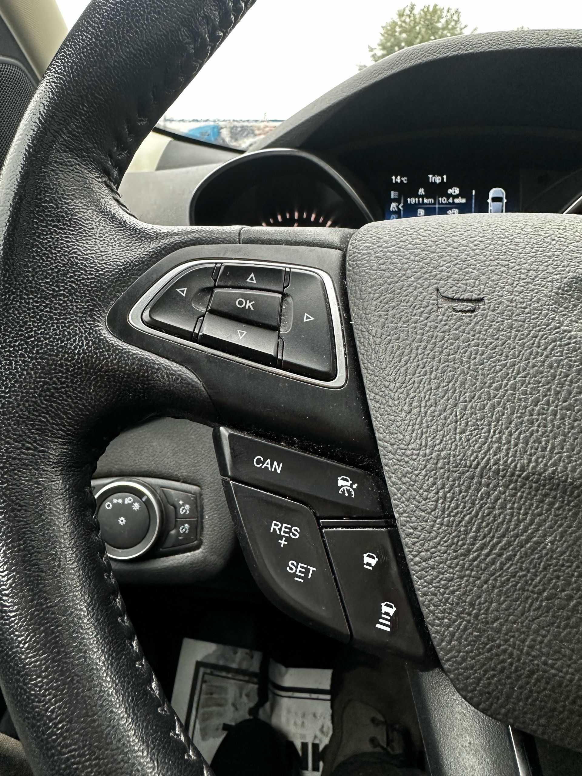 /canwestautoinc/2018-Ford-Escape-7453622969511371.jpg