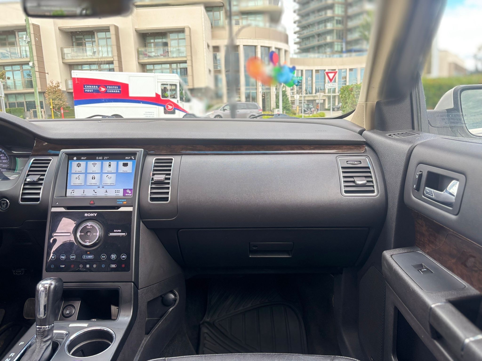 /canwestautoinc/2018-Ford-Flex-016296965250949258.jpg
