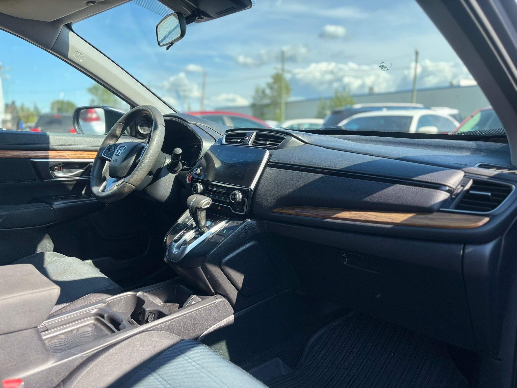 /canwestautoinc/2018-Honda-CR-V-017550561113658825.jpg