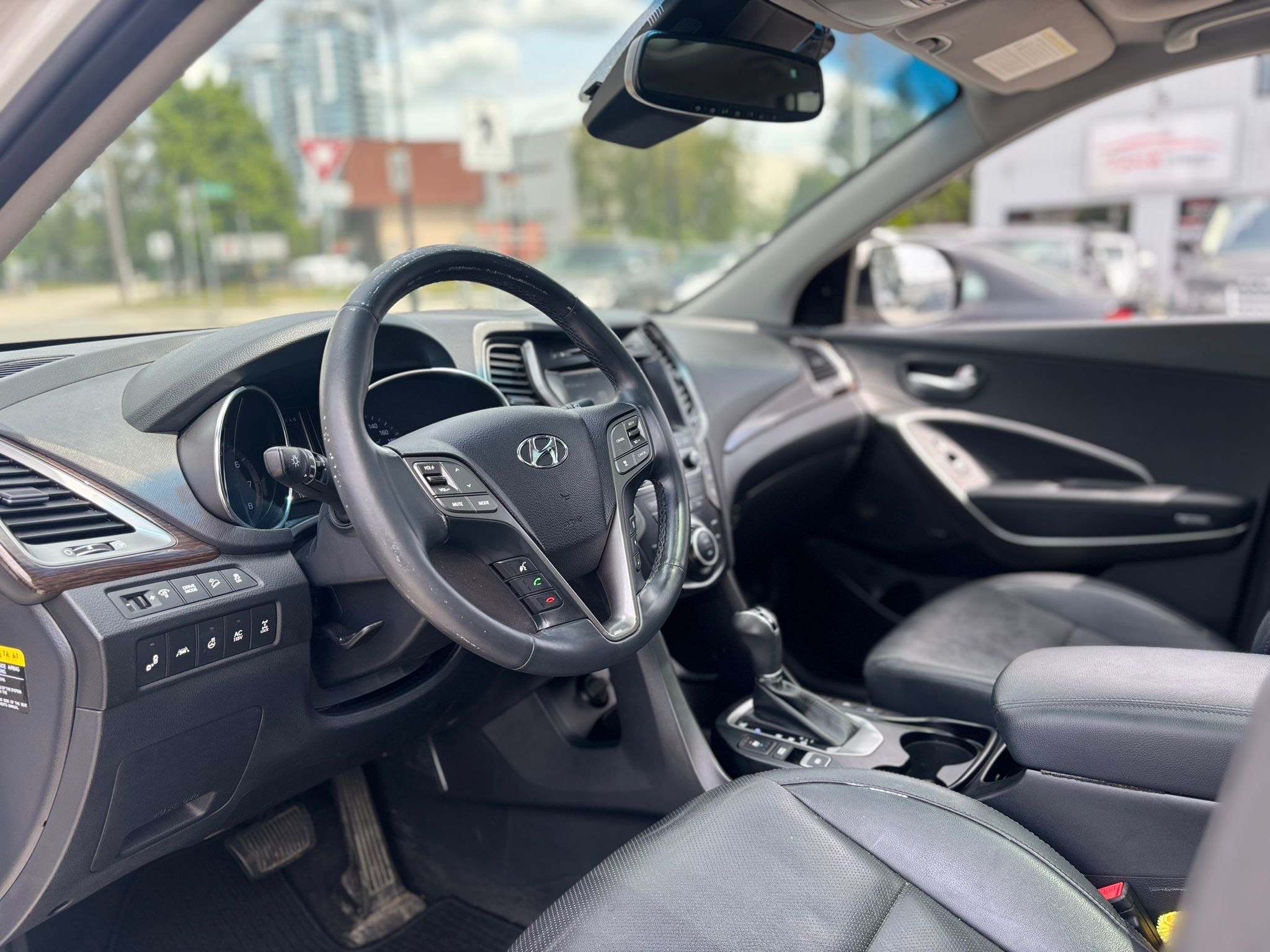 /canwestautoinc/2018-Hyundai-SantaFe-08776558904923282.jpg