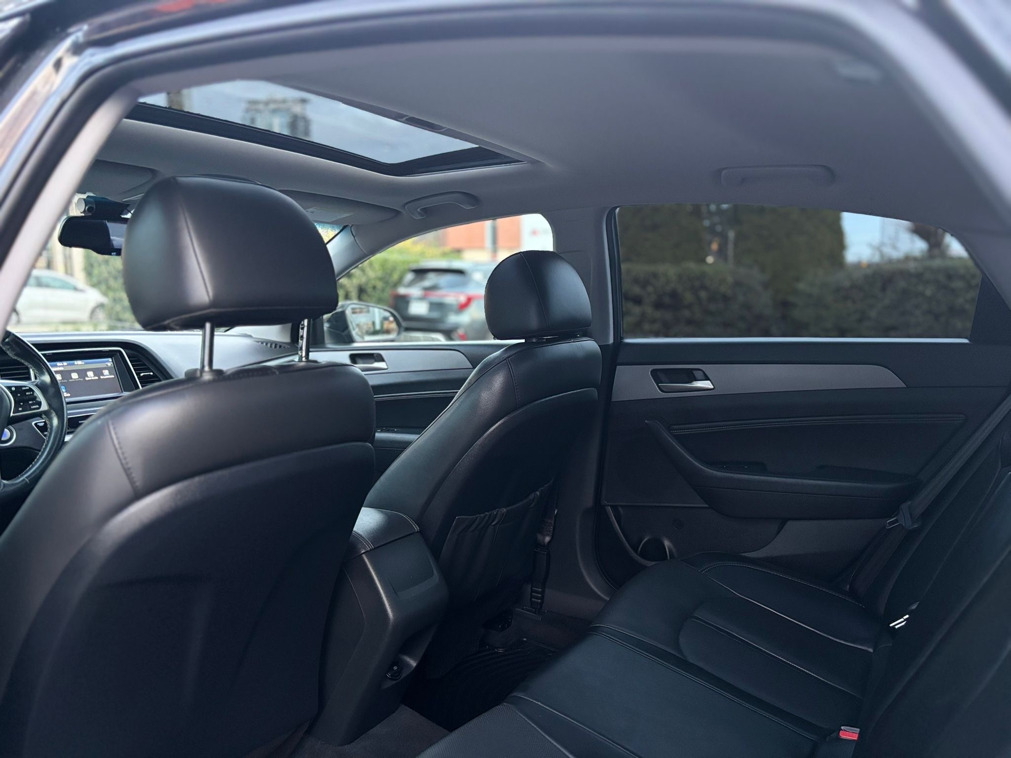 /canwestautoinc/2018-Hyundai-Sonata-23725398427087319.jpg