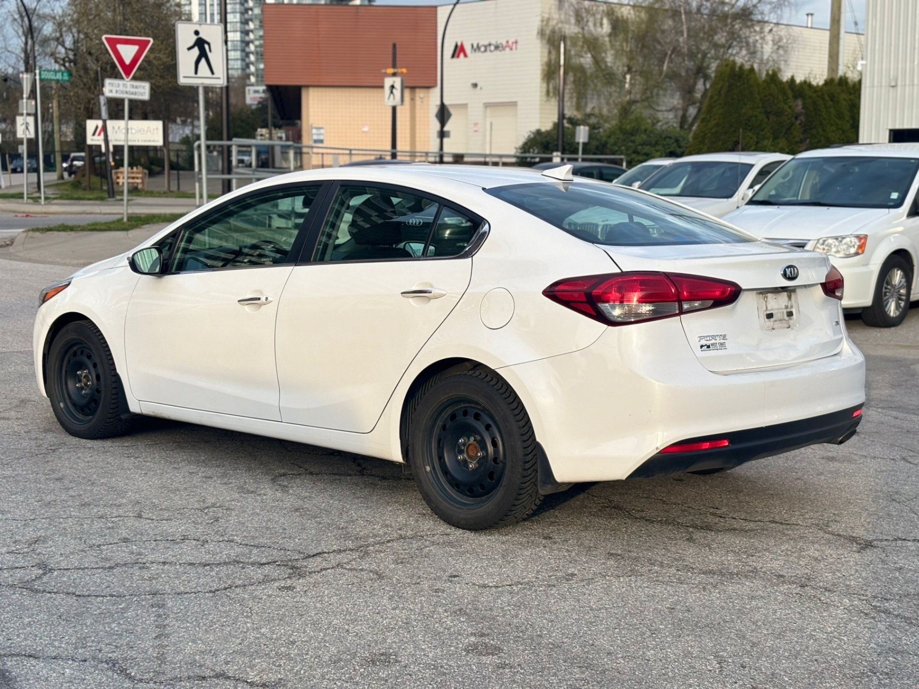 /canwestautoinc/2018-Kia-Forte-1478999427605716.jpg