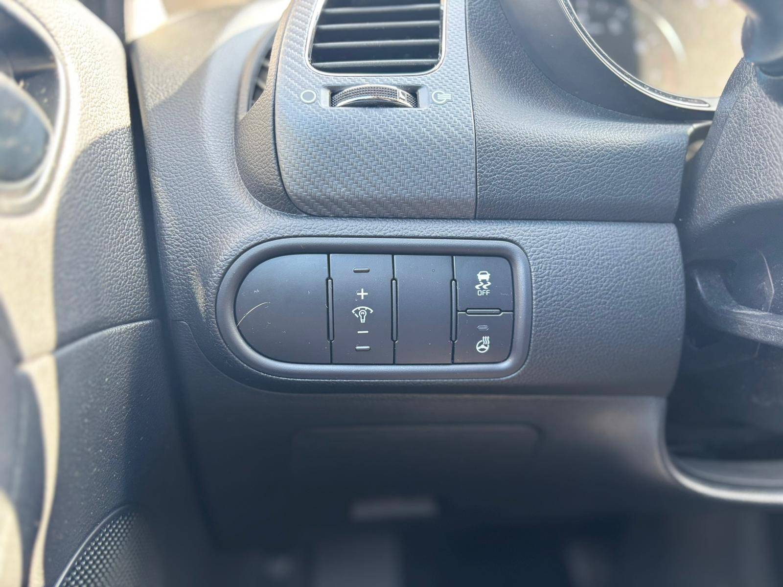 /canwestautoinc/2018-Kia-Forte-7138415887505996.jpg