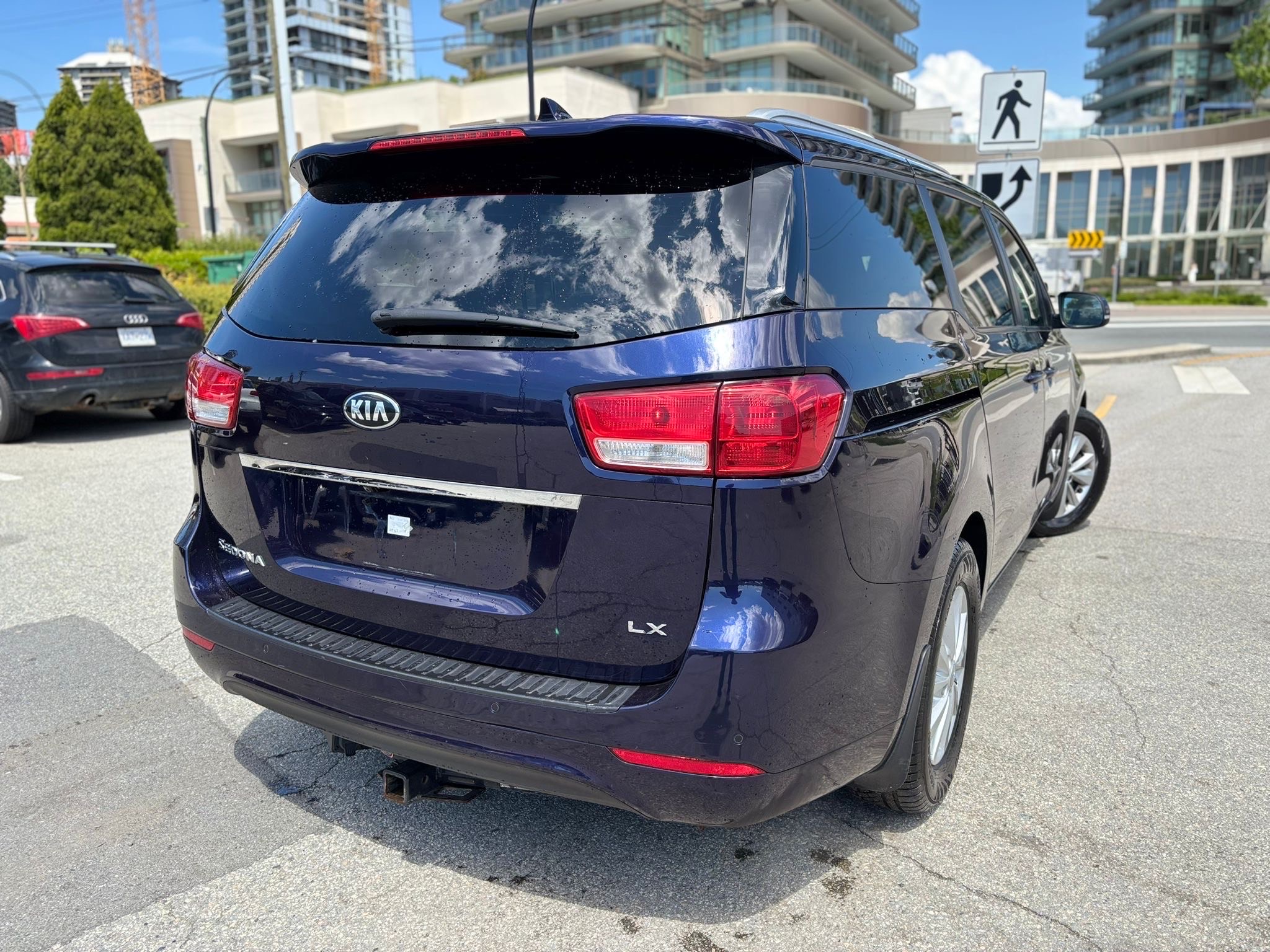 /canwestautoinc/2018-Kia-Sedona-28465746039436124.jpg