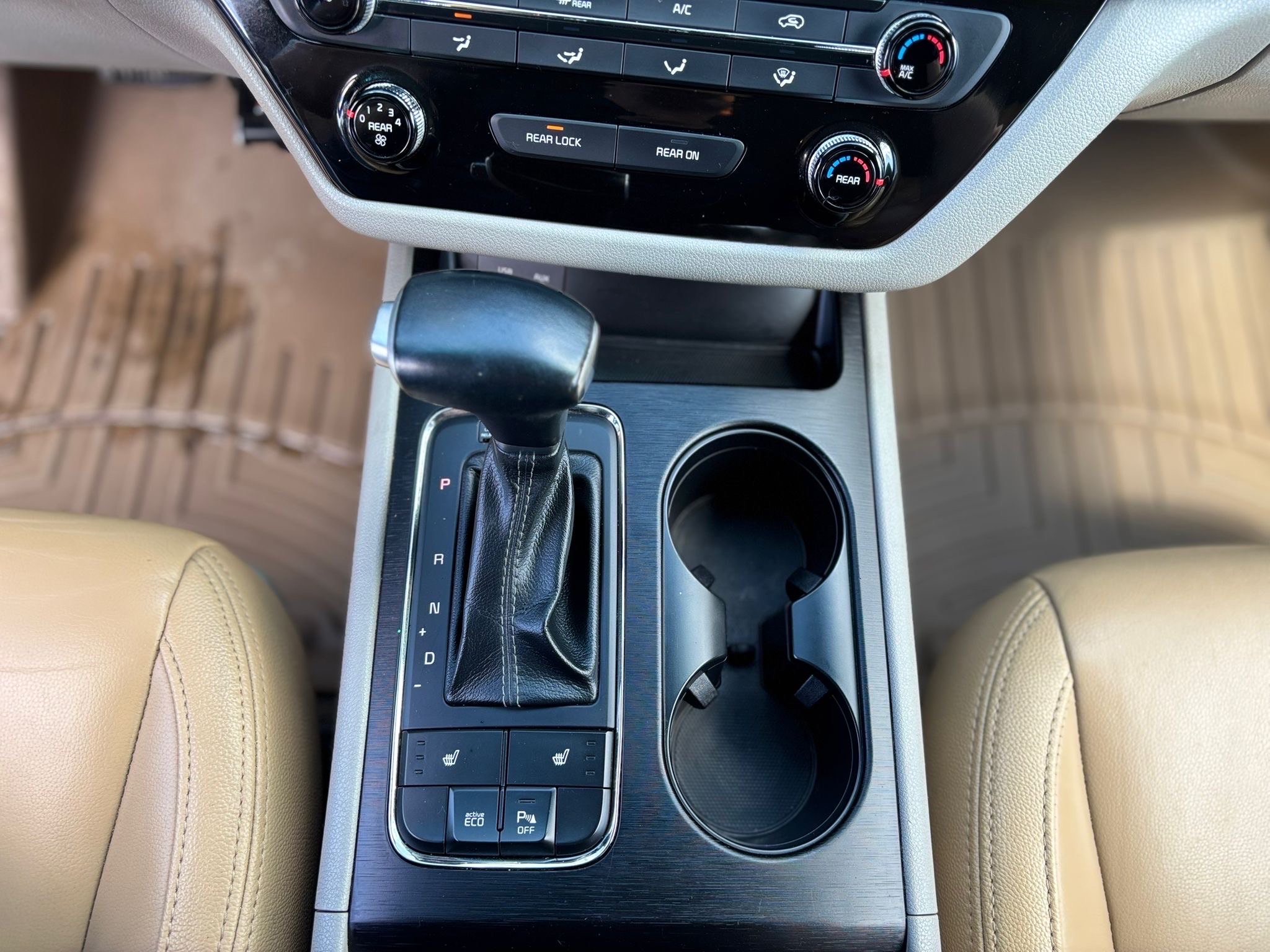 /canwestautoinc/2018-Kia-Sedona-5520934927496404.jpg