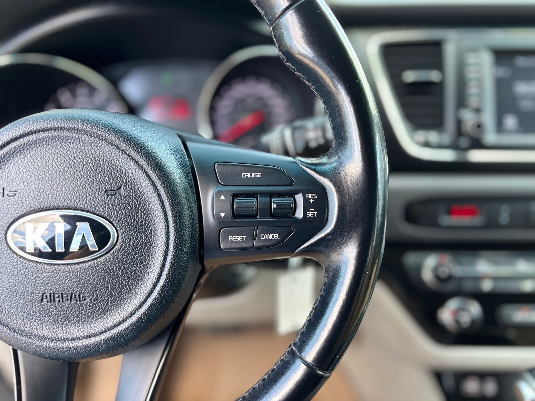 /canwestautoinc/2018-Kia-Sedona-5912643807836557.jpg