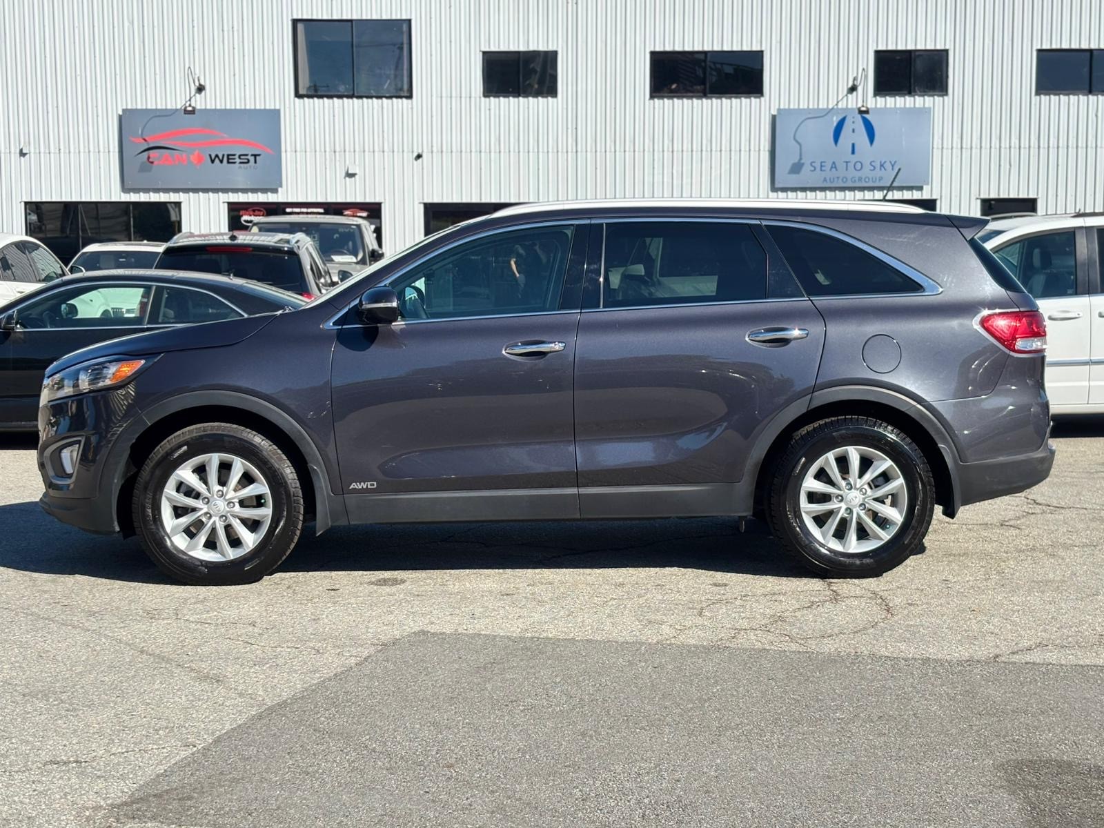 /canwestautoinc/2018-Kia-Sorento-11871111616809471.jpg
