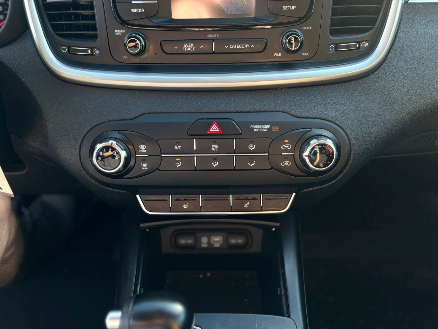 /canwestautoinc/2018-Kia-Sorento-14952524699033898.jpg