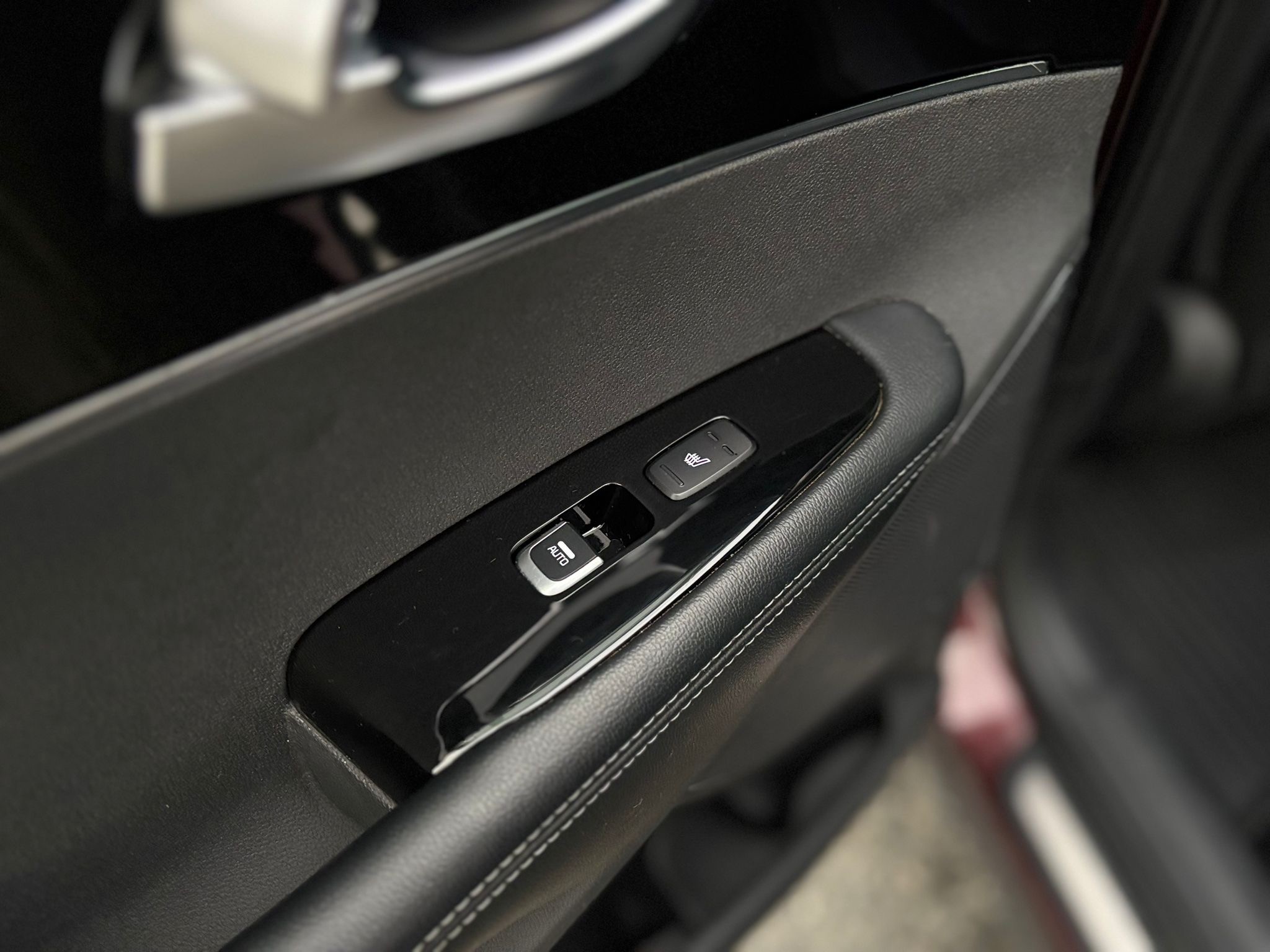 /canwestautoinc/2018-Kia-Sorento-22442037208814347.jpg