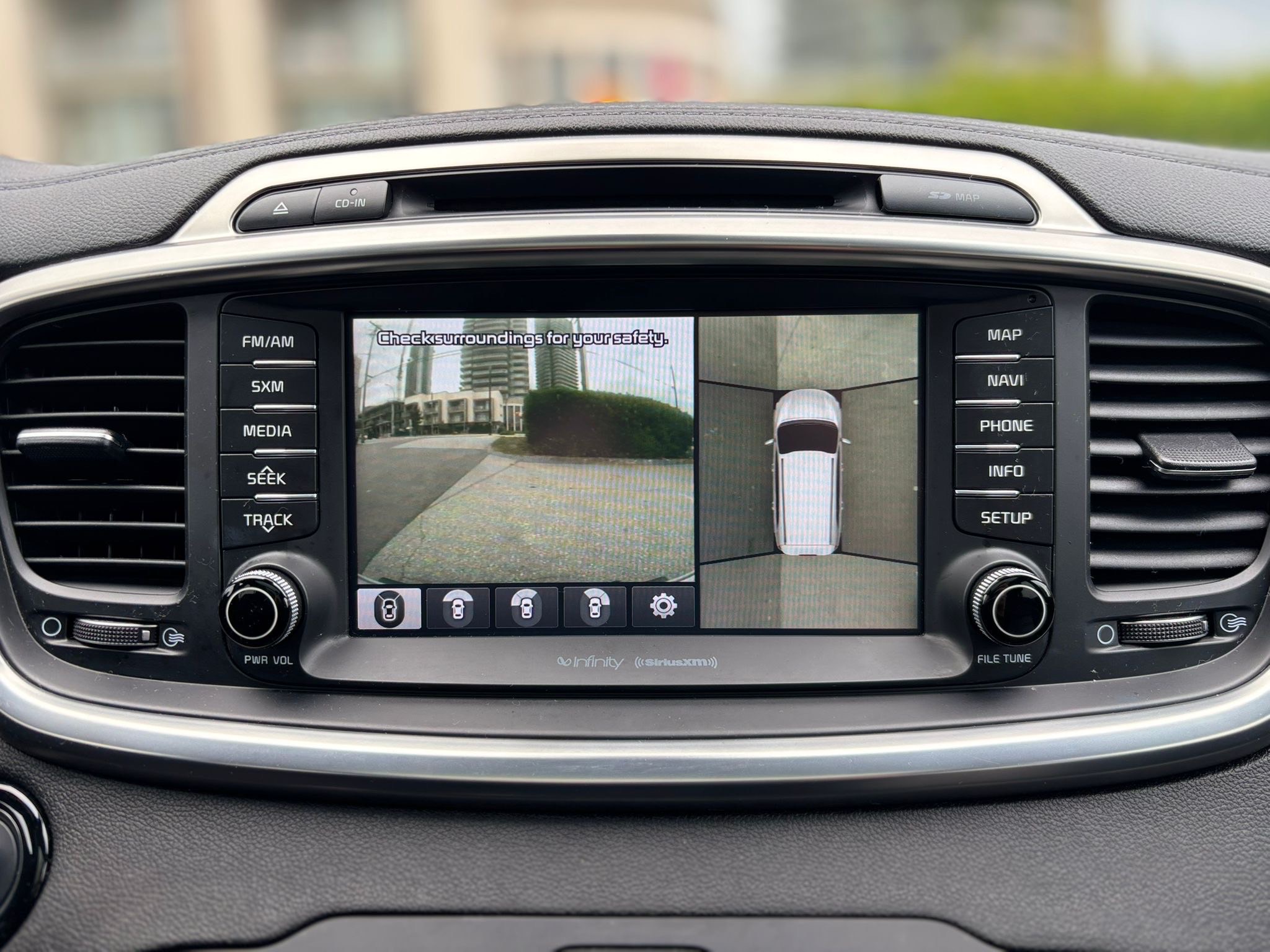 /canwestautoinc/2018-Kia-Sorento-9398033606926306.jpg